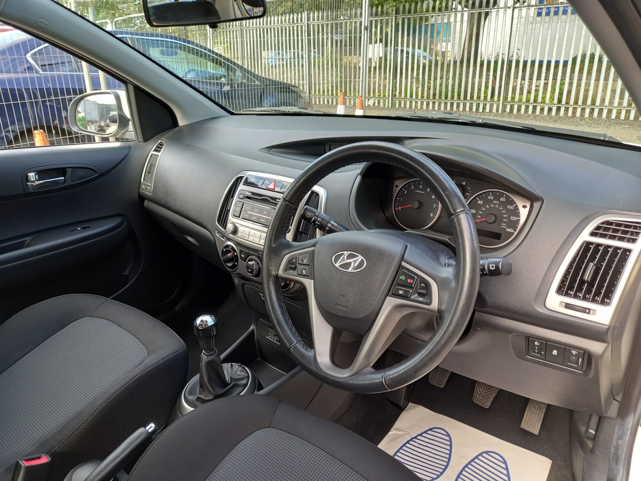 HYUNDAI I20 1.2 Active Petrol 5dr 2013 38,000 Miles £35 road atx - Image 11
