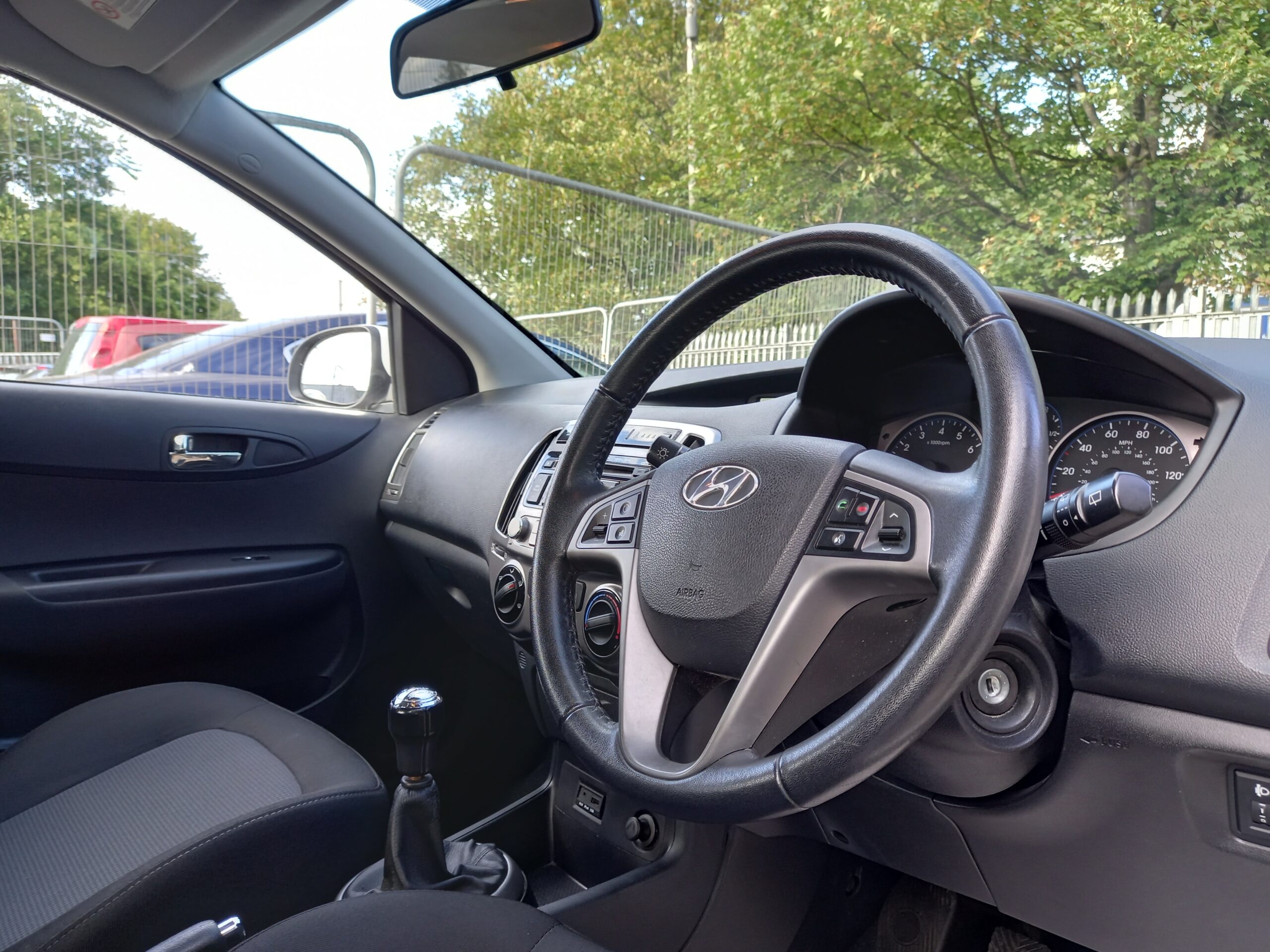 HYUNDAI I20 1.2 Active Petrol 5dr 2013 38,000 Miles £35 road atx - Image 12