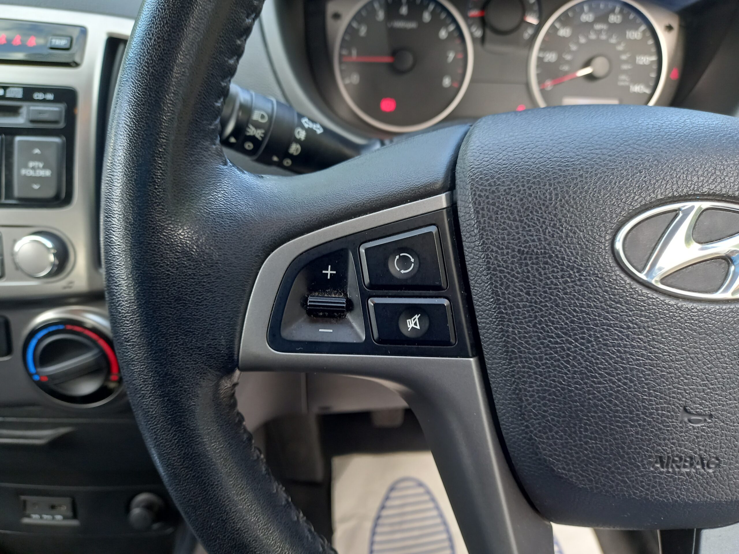 HYUNDAI I20 1.2 Active Petrol 5dr 2013 38,000 Miles £35 road atx - Image 32