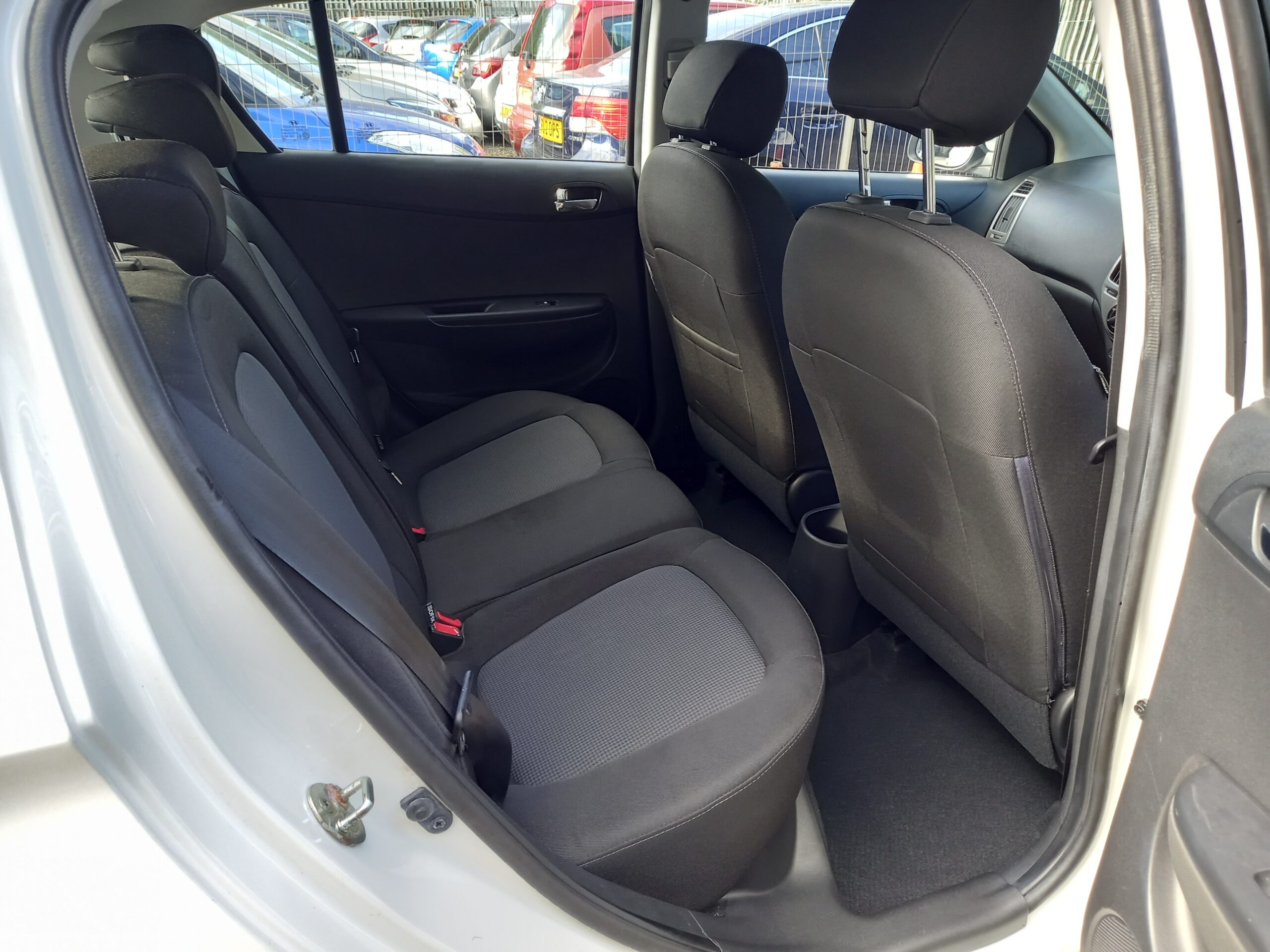 HYUNDAI I20 1.2 Active Petrol 5dr 2013 38,000 Miles £35 road atx - Image 17