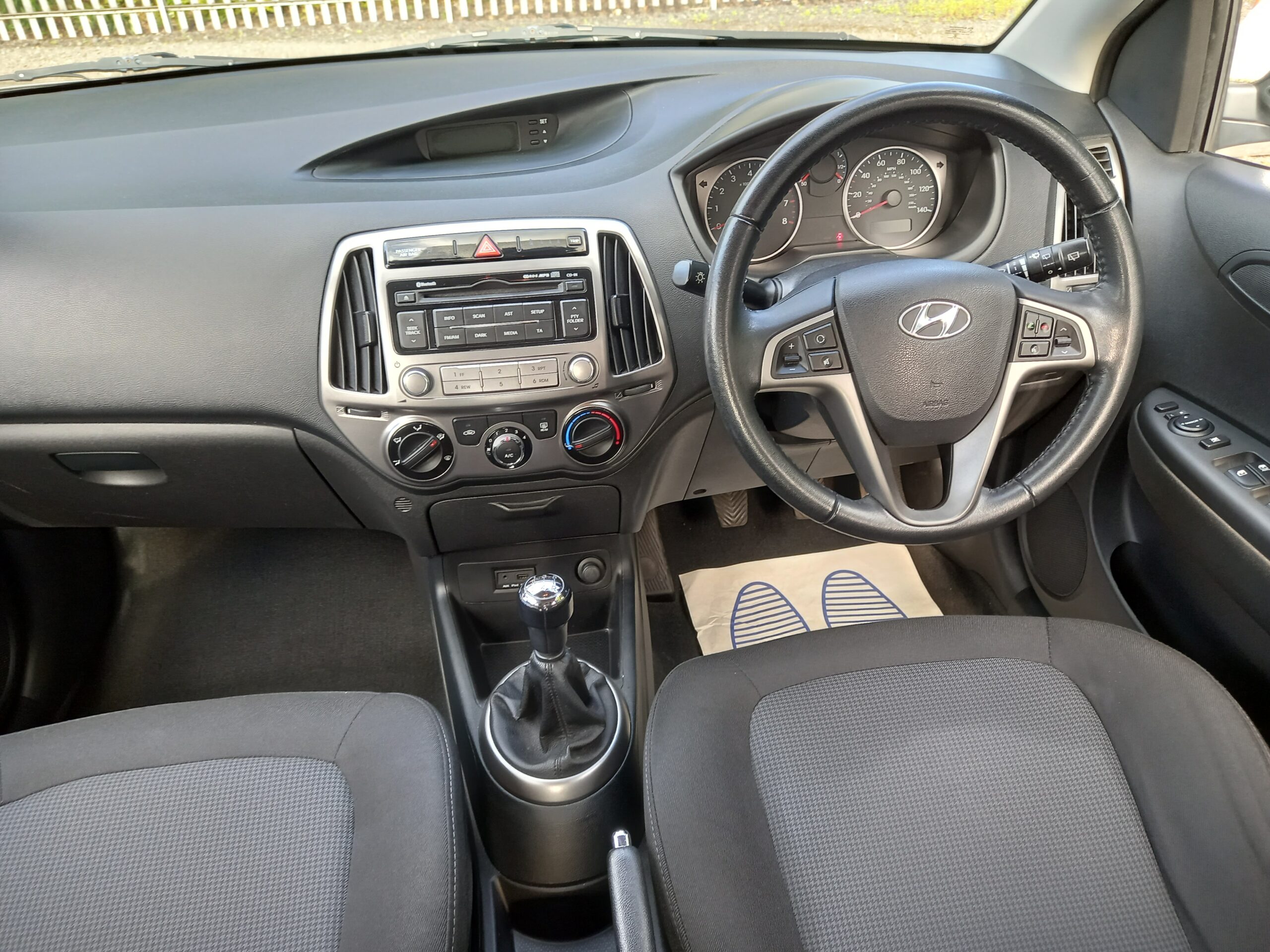 HYUNDAI I20 1.2 Active Petrol 5dr 2013 38,000 Miles £35 road atx - Image 15