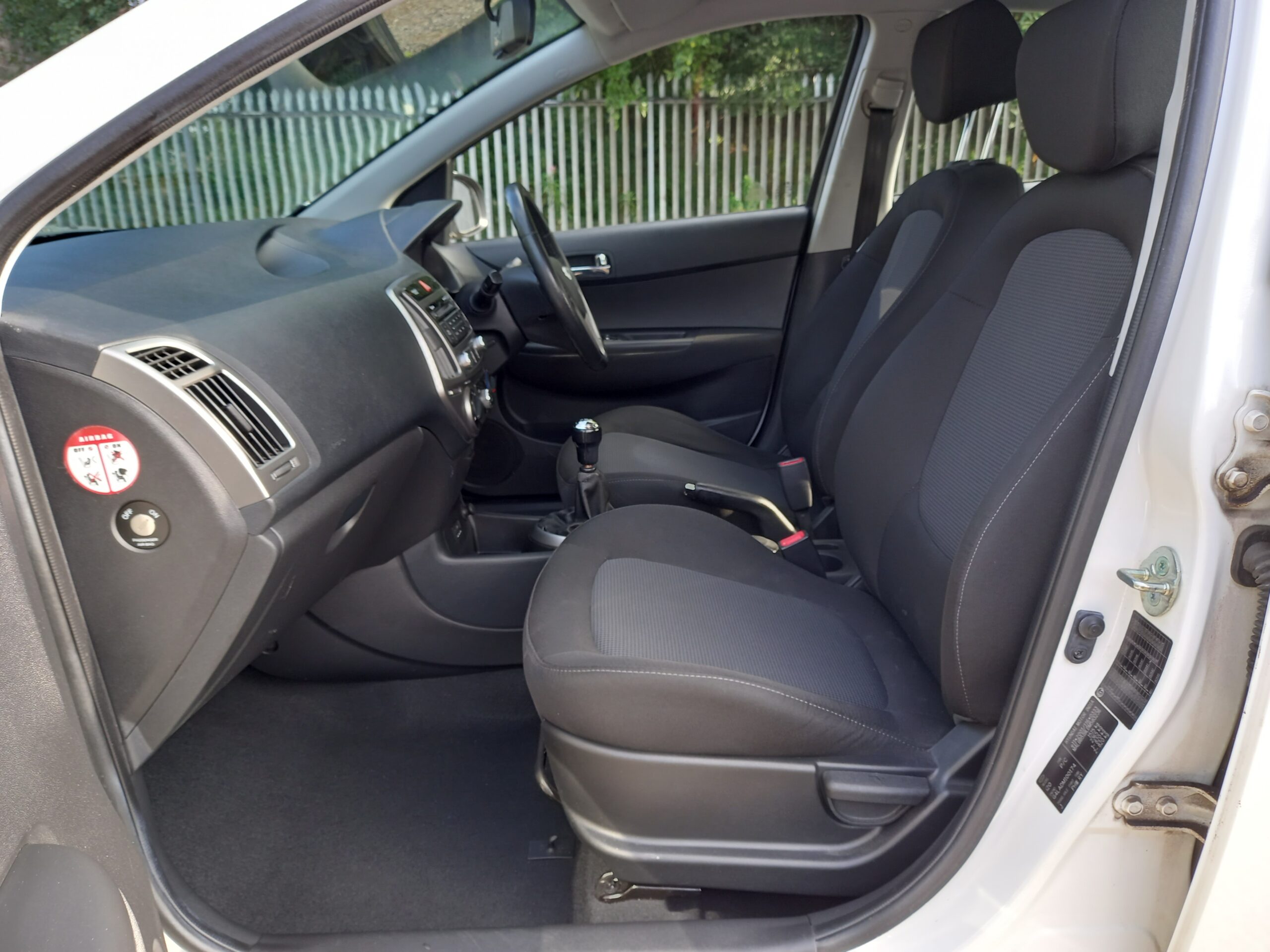 HYUNDAI I20 1.2 Active Petrol 5dr 2013 38,000 Miles £35 road atx - Image 20