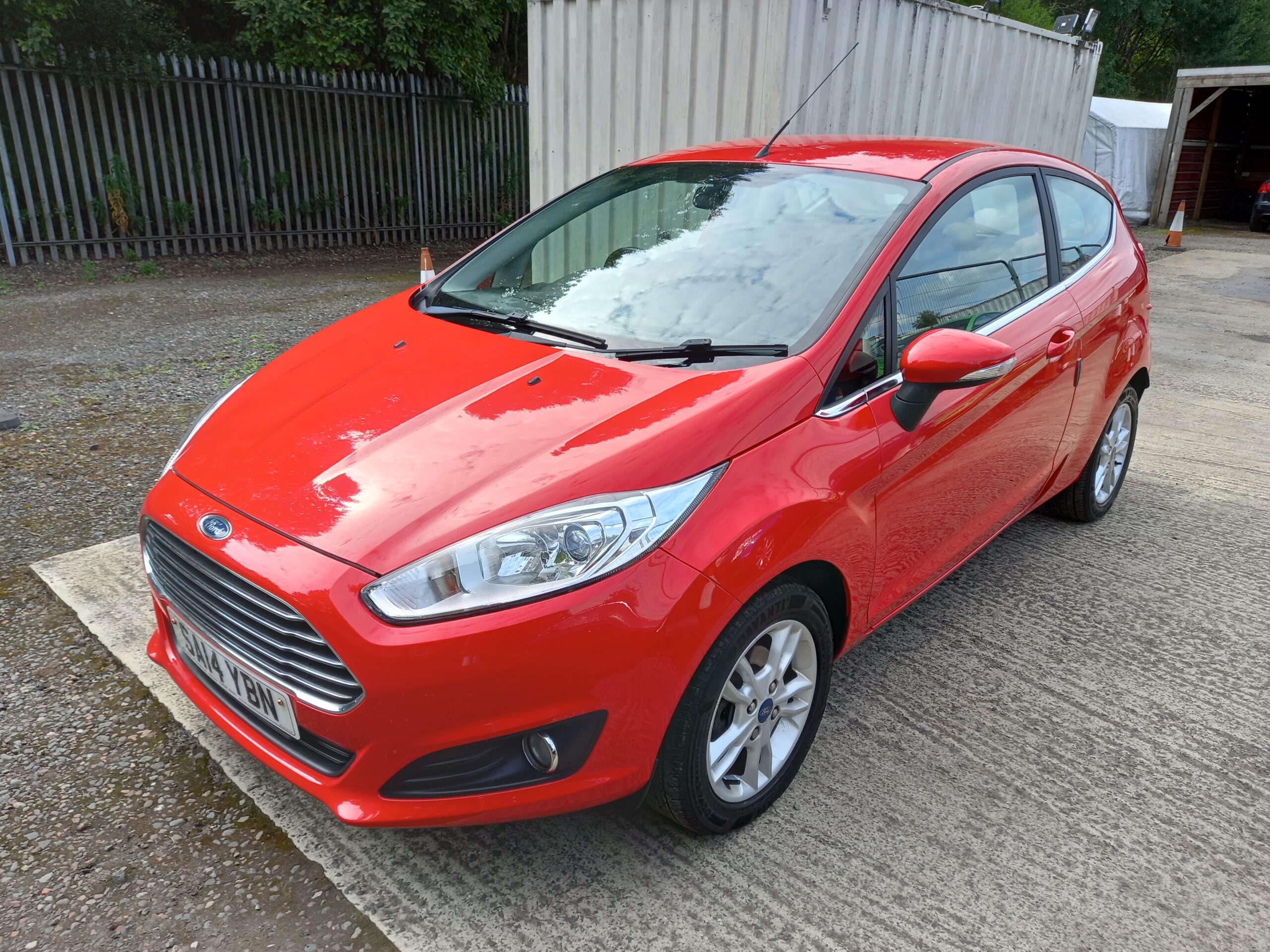 FORD FIESTA 1.25 82 Zetec 3dr 2014 57,000 Miles Full Service History £35 road tax 3 Months Warranty