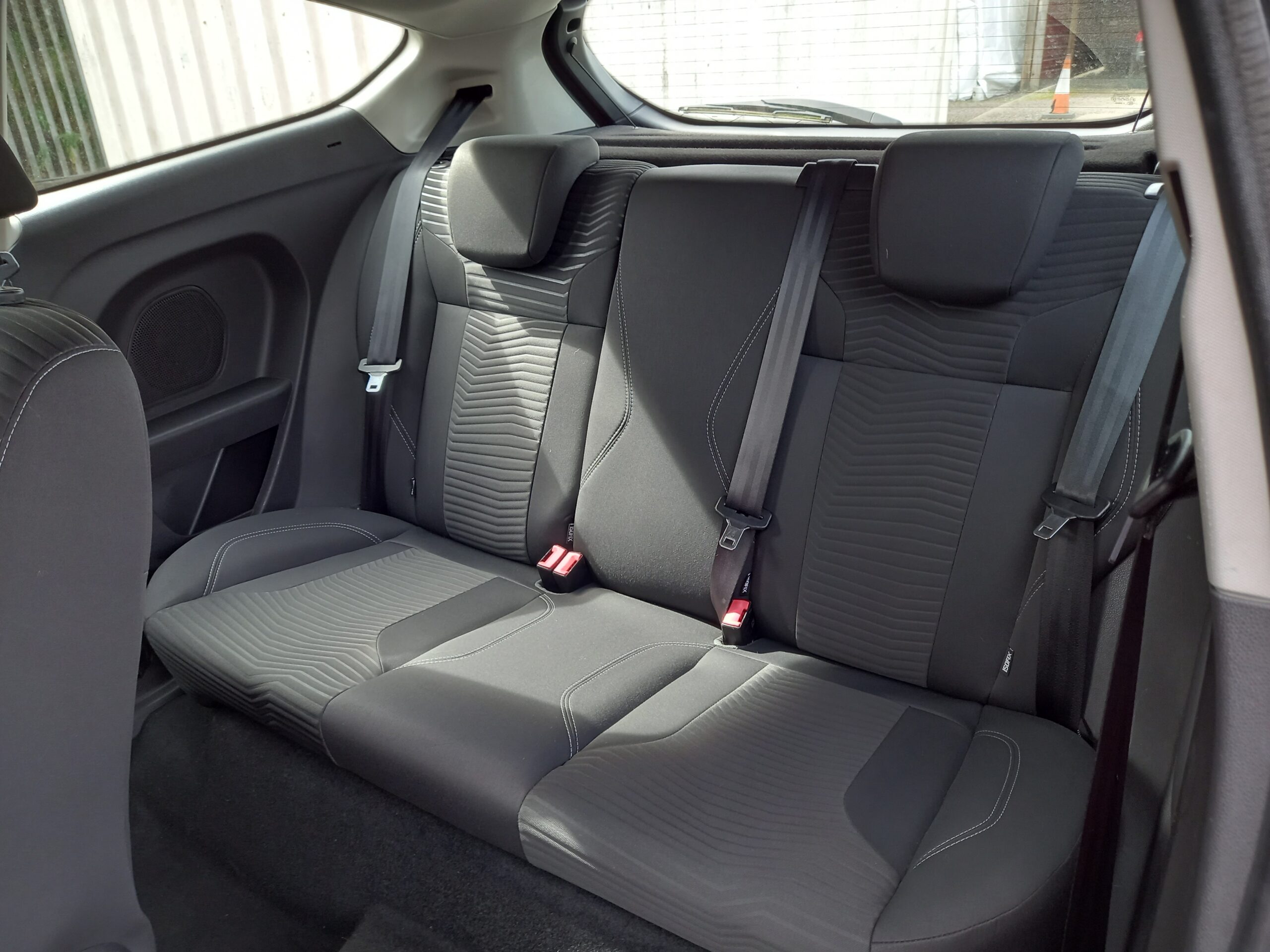 FORD FIESTA 1.25 82 Zetec 3dr 2014 57,000 Miles Full Service History £35 road tax 3 Months Warranty - Image 17