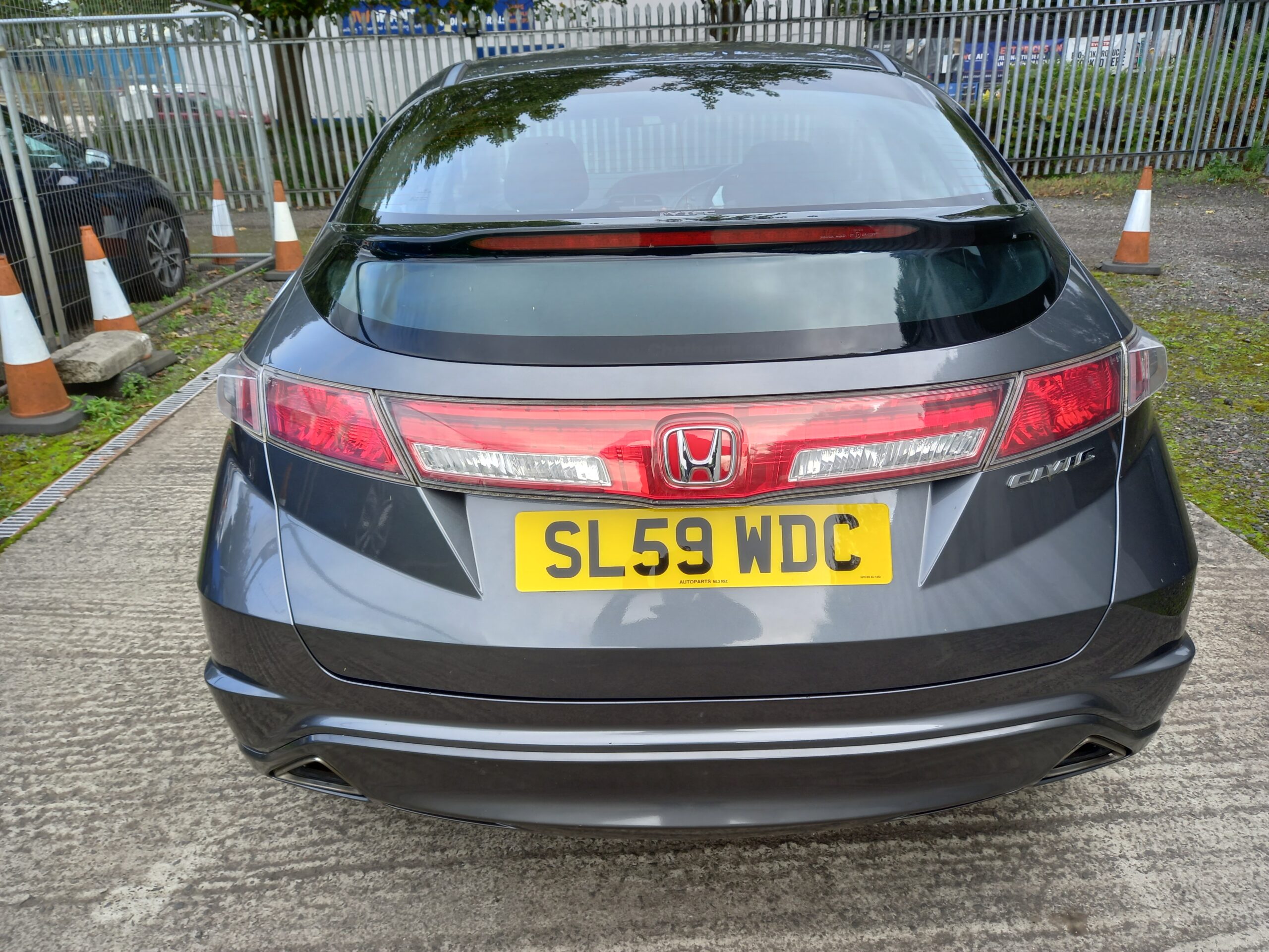HONDA CIVIC 1.8 i-VTEC SE 5dr Petrol 2009 136,000 Miles 3 Months Warranty - Image 5