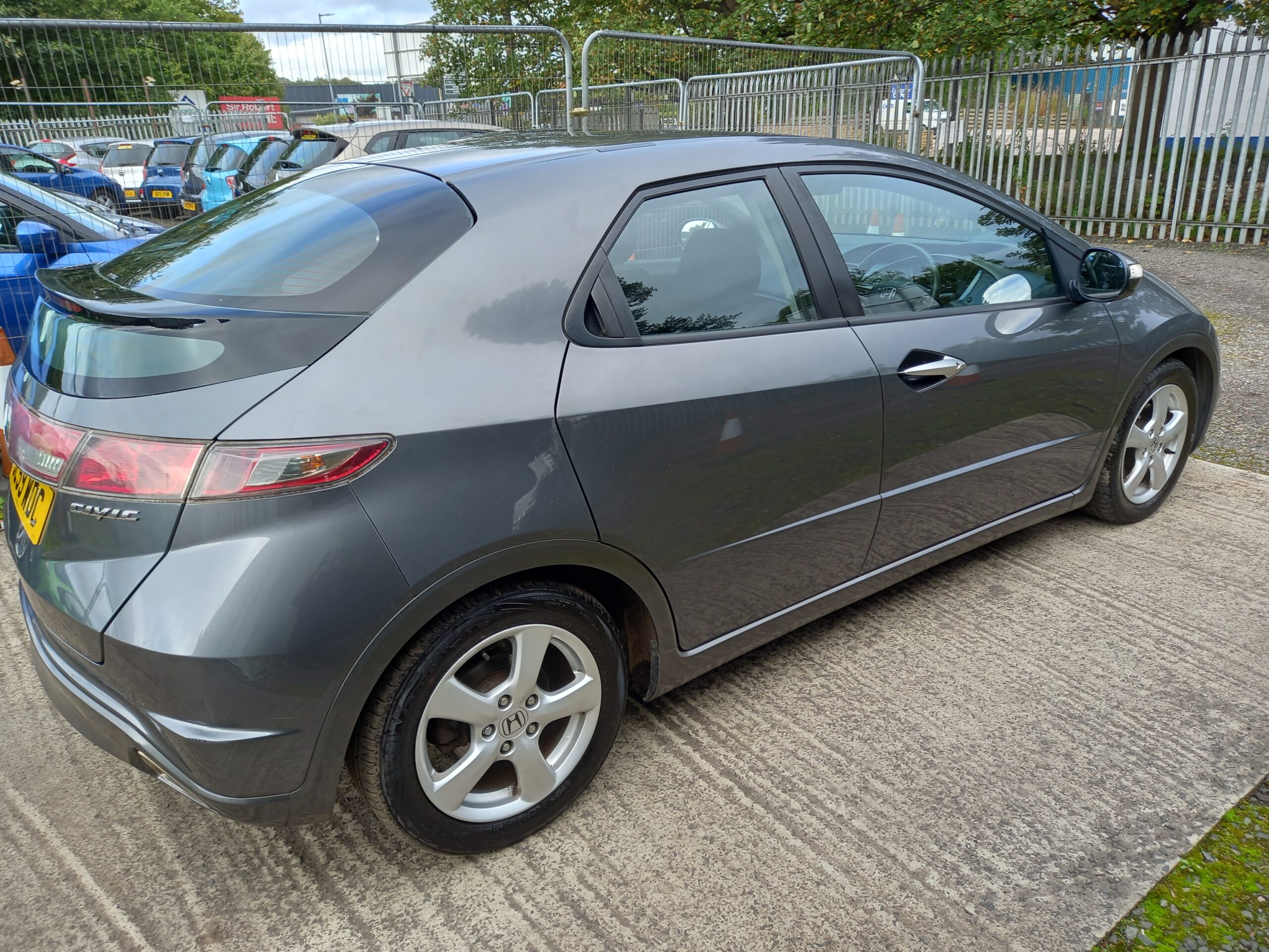 HONDA CIVIC 1.8 i-VTEC SE 5dr Petrol 2009 136,000 Miles 3 Months Warranty - Image 6