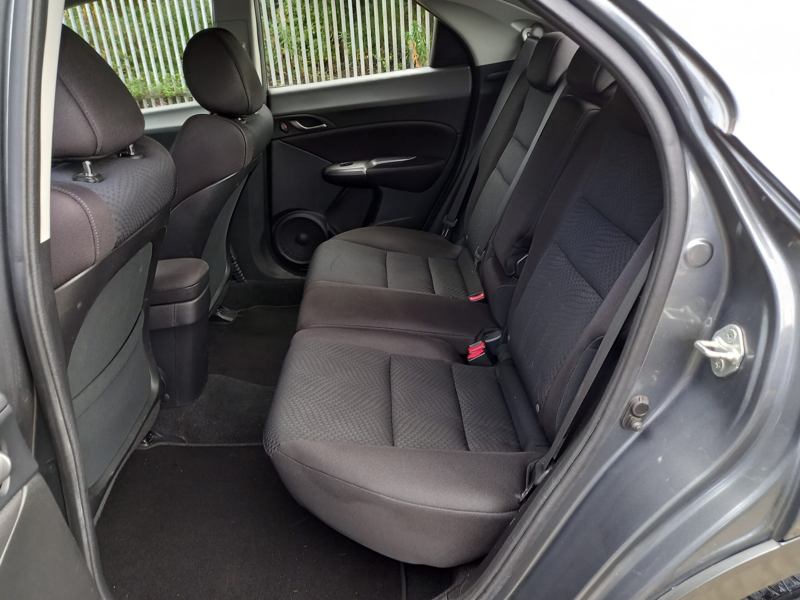 HONDA CIVIC 1.8 i-VTEC SE 5dr Petrol 2009 136,000 Miles 3 Months Warranty - Image 19