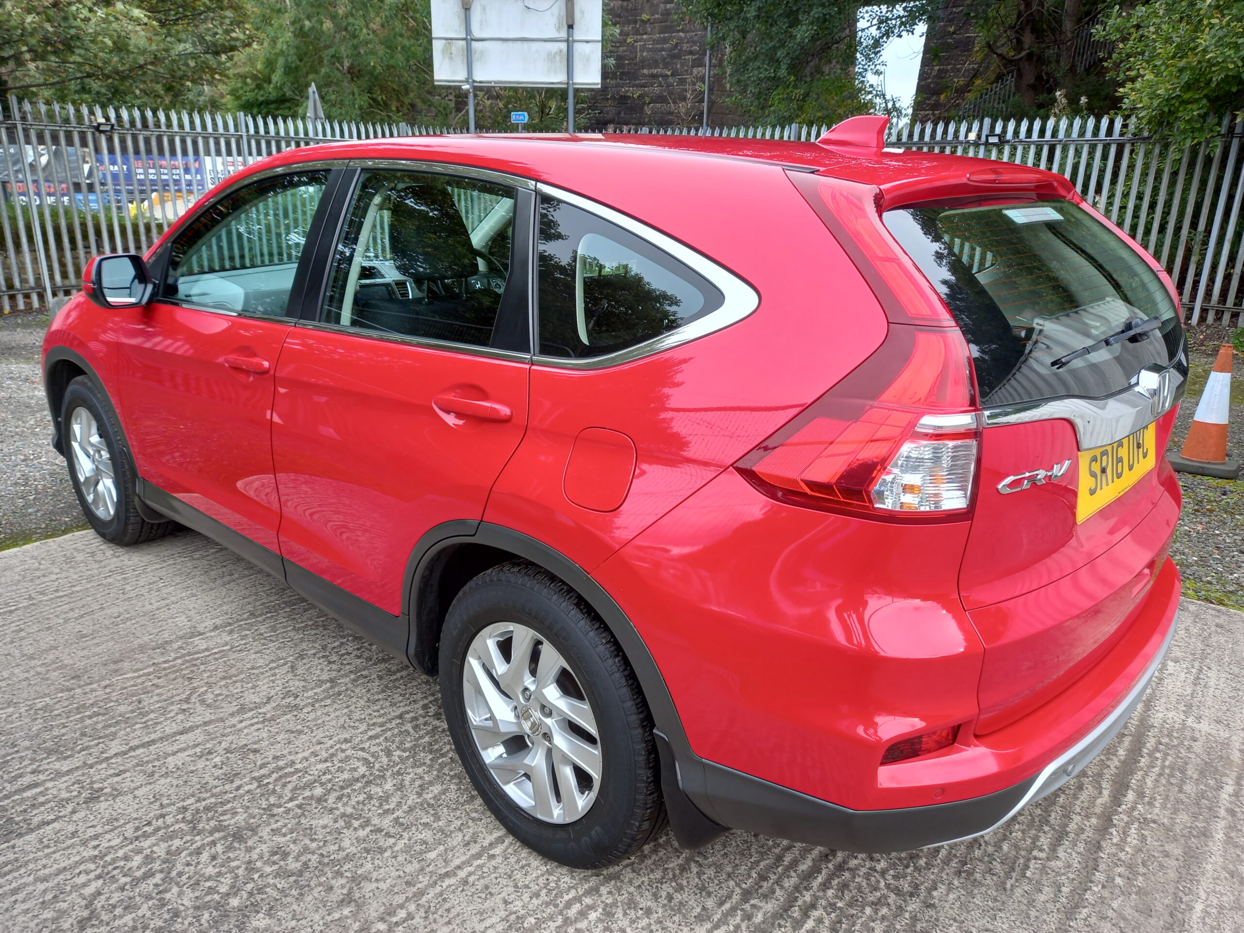 HONDA CR-V 1.6 i-DTEC SE 5dr 2WD 2016 112,000 MILES Full Service History 3 Months Warranty - Image 4