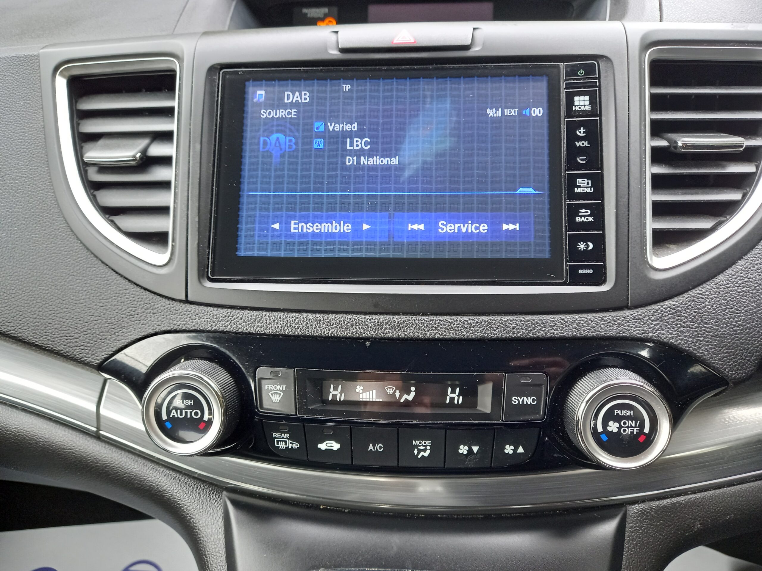 HONDA CR-V 1.6 i-DTEC SE 5dr 2WD 2016 112,000 MILES Full Service History 3 Months Warranty - Image 25