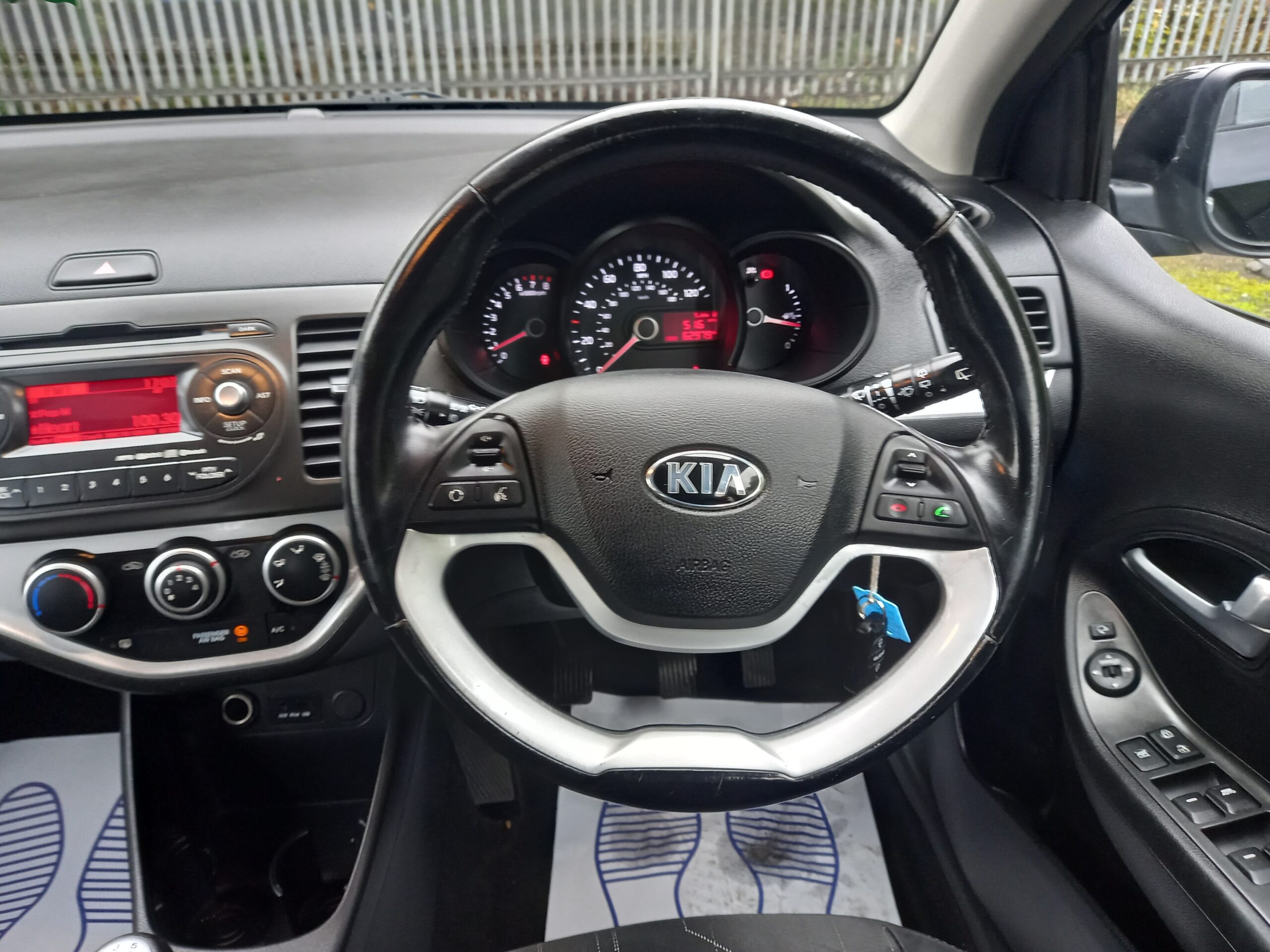 KIA PICANTO 1.25 2 EcoDynamics 5dr 2013 Full Service History £20 road tax 3 Months Warranty - Image 15