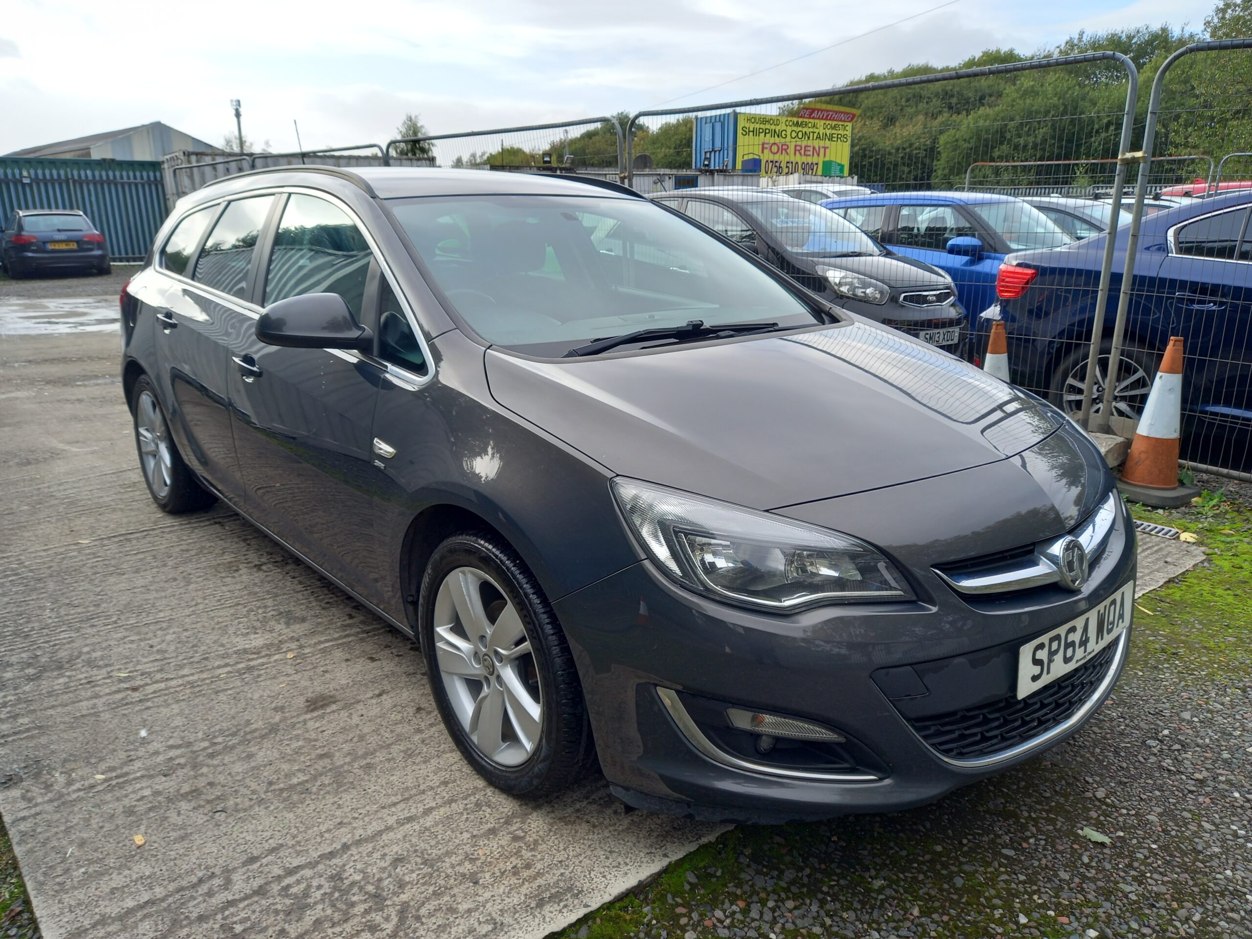 VAUXHALL ASTRA 1.6i 16V SRi 5dr 2014 estate 108,000 Miles Full Service History 3 Months Warranty - Image 9