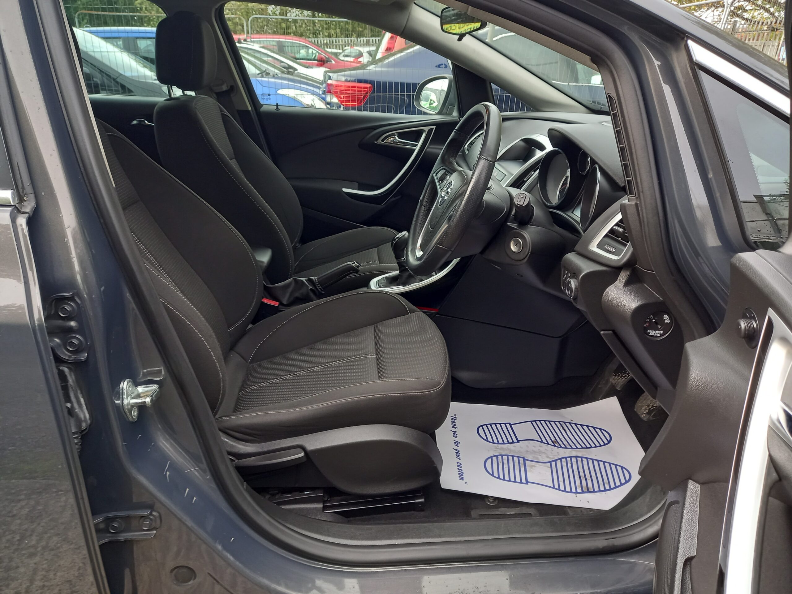 VAUXHALL ASTRA 1.6i 16V SRi 5dr 2014 estate 108,000 Miles Full Service History 3 Months Warranty - Image 12