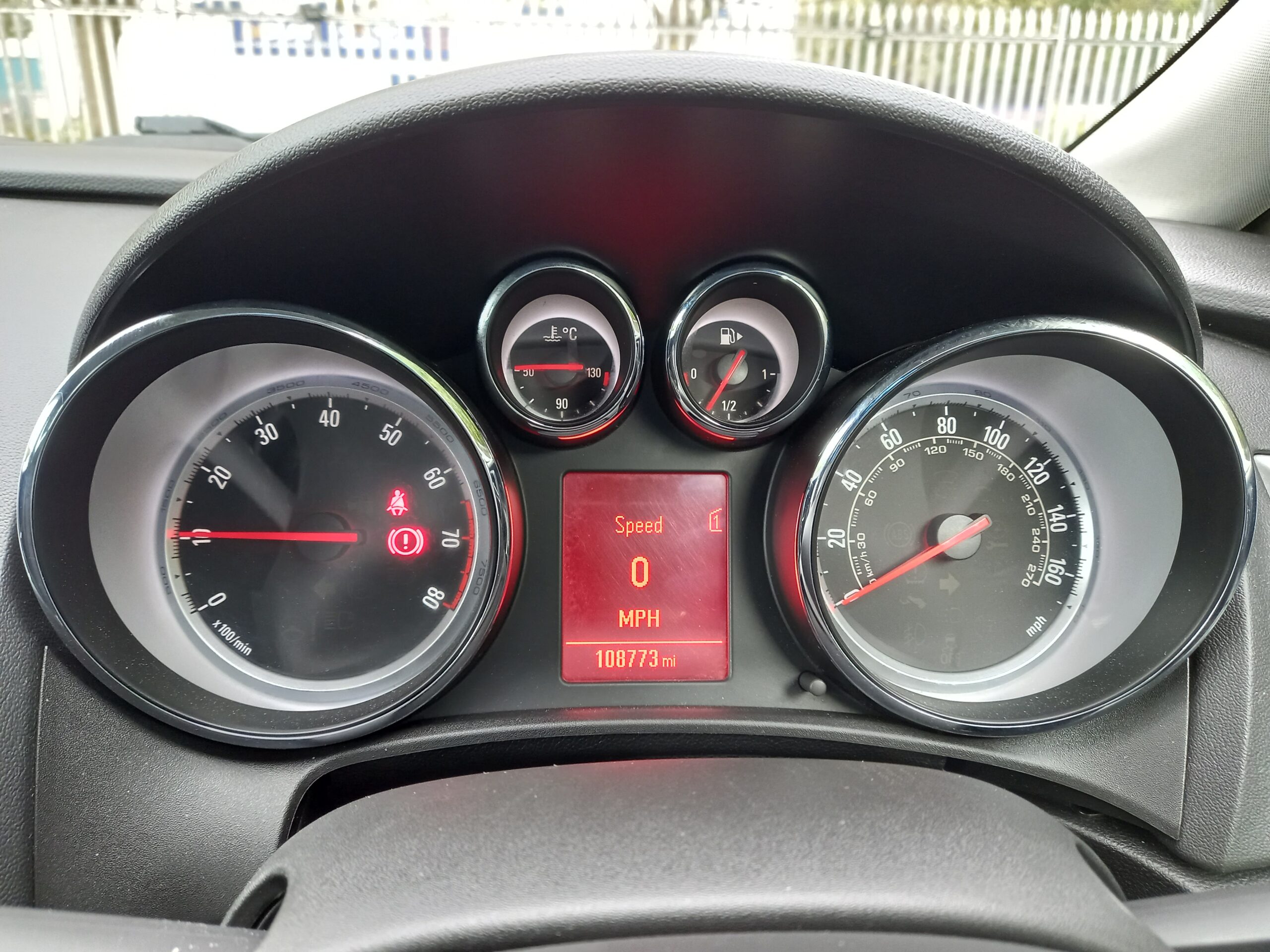 VAUXHALL ASTRA 1.6i 16V SRi 5dr 2014 estate 108,000 Miles Full Service History 3 Months Warranty - Image 30