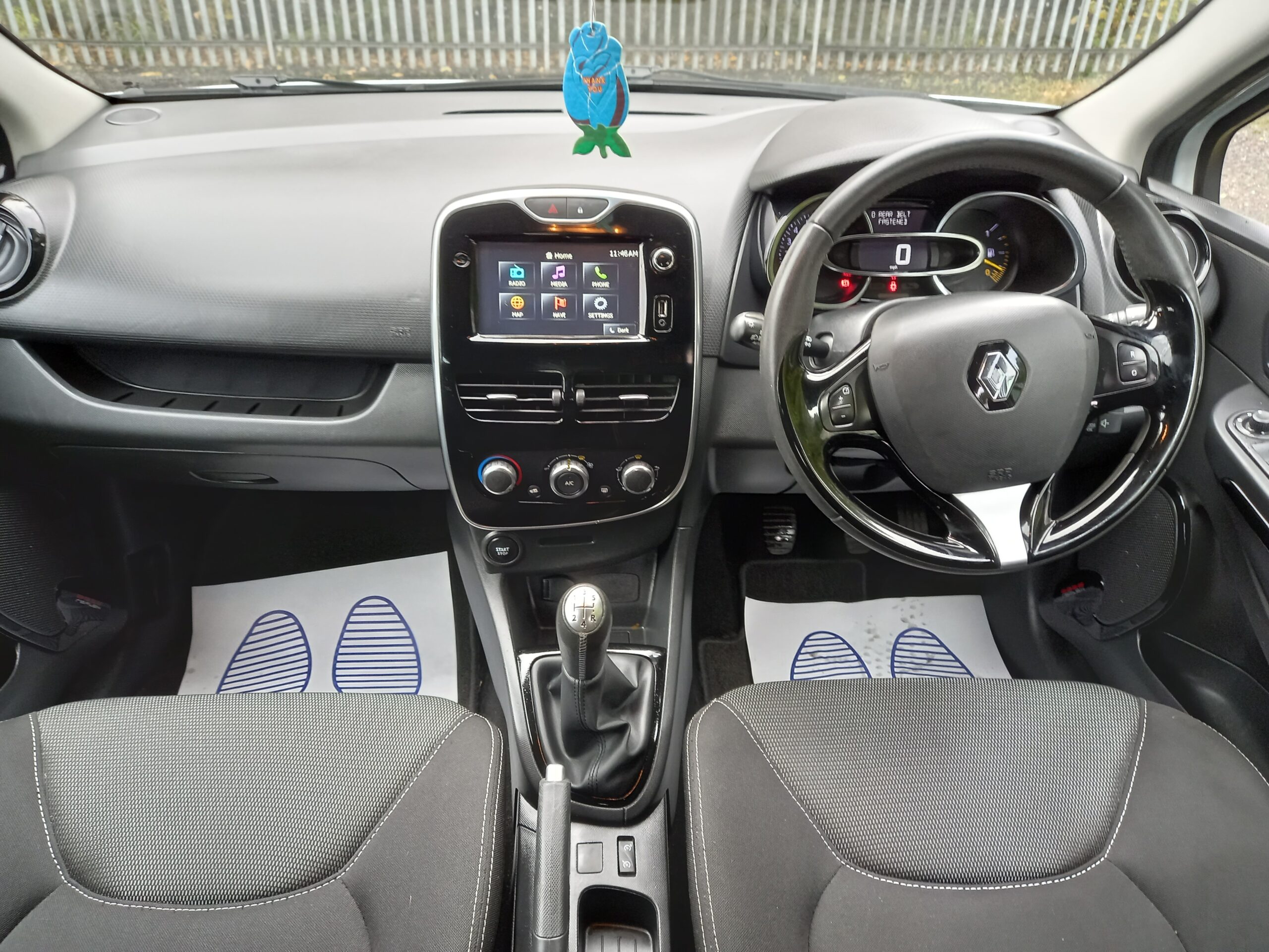 RENAULT CLIO 1.2 16V Dynamique Nav 5dr 2015 52,000 Miles Full Service History 3 Months Warranty - Image 14