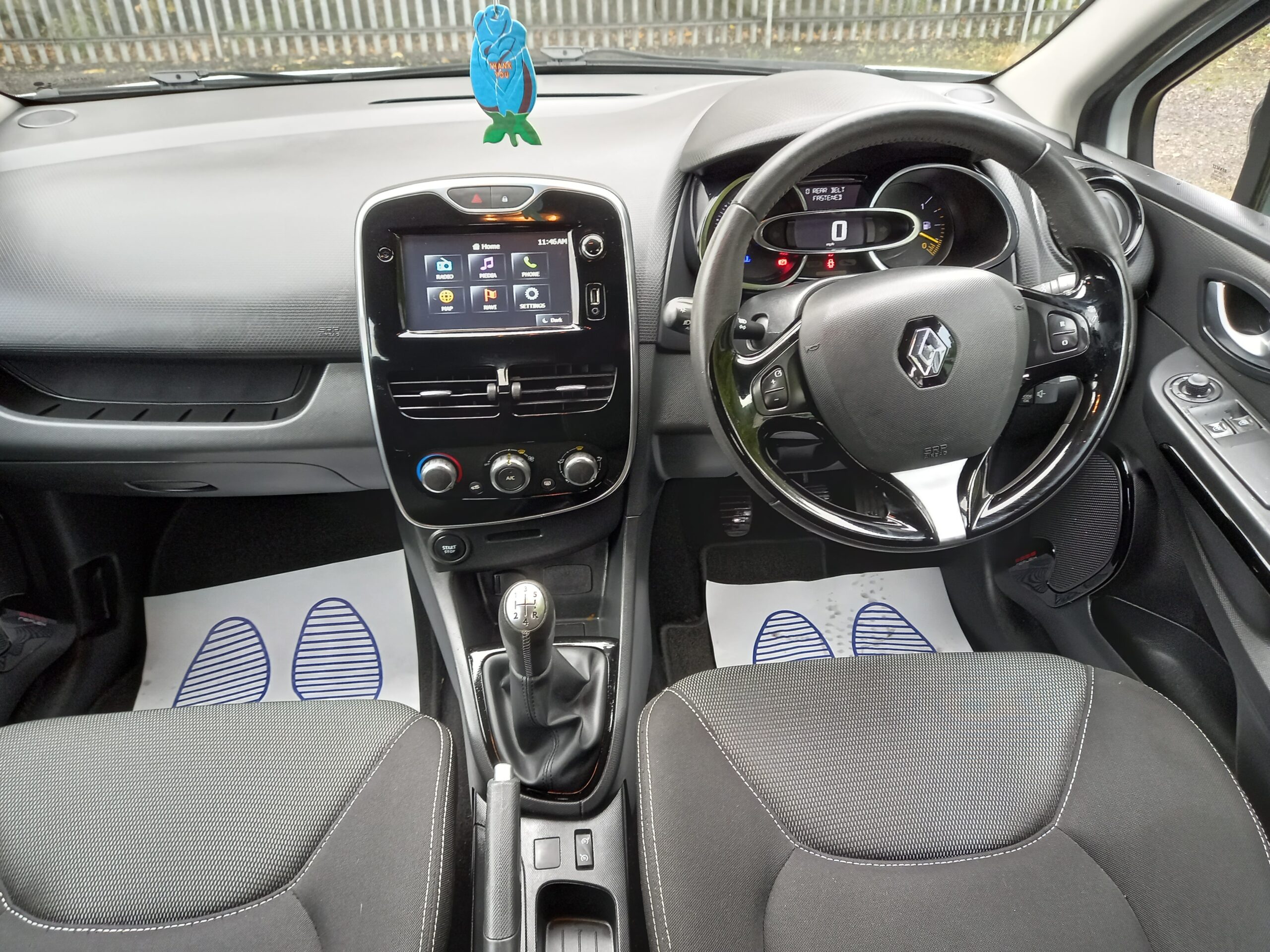 RENAULT CLIO 1.2 16V Dynamique Nav 5dr 2015 52,000 Miles Full Service History 3 Months Warranty - Image 16