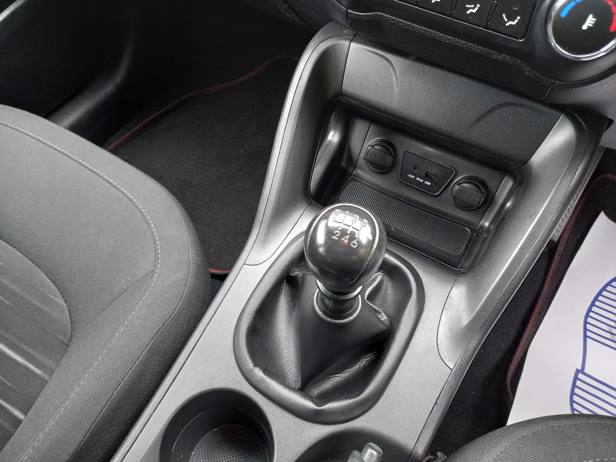 HYUNDAI IX35 1.6 GDI S 5dr 2WD petrol 2015 Service History 61,000 Miles 3 Months Warranty - Image 28