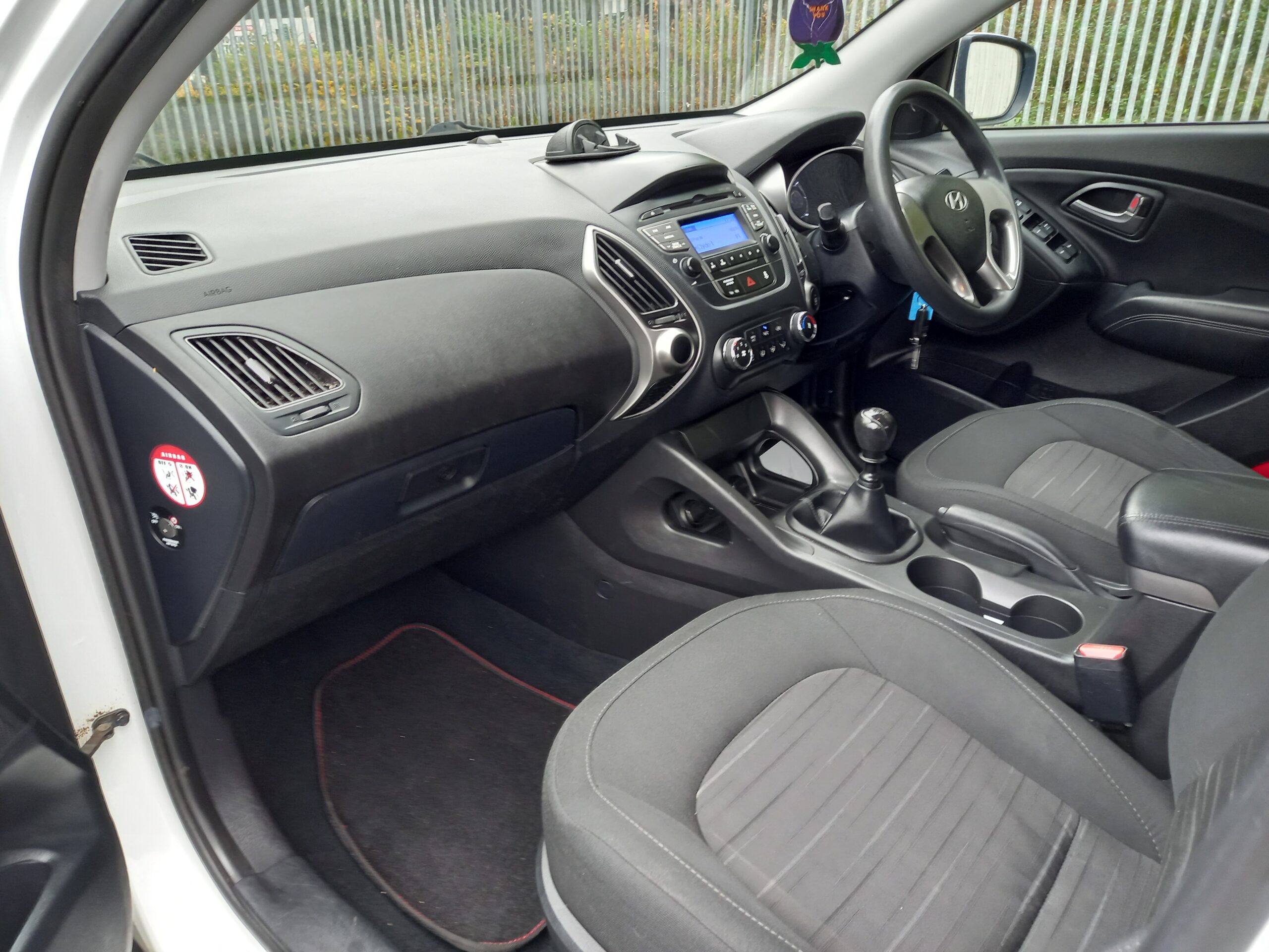 HYUNDAI IX35 1.6 GDI S 5dr 2WD petrol 2015 Service History 61,000 Miles 3 Months Warranty - Image 24