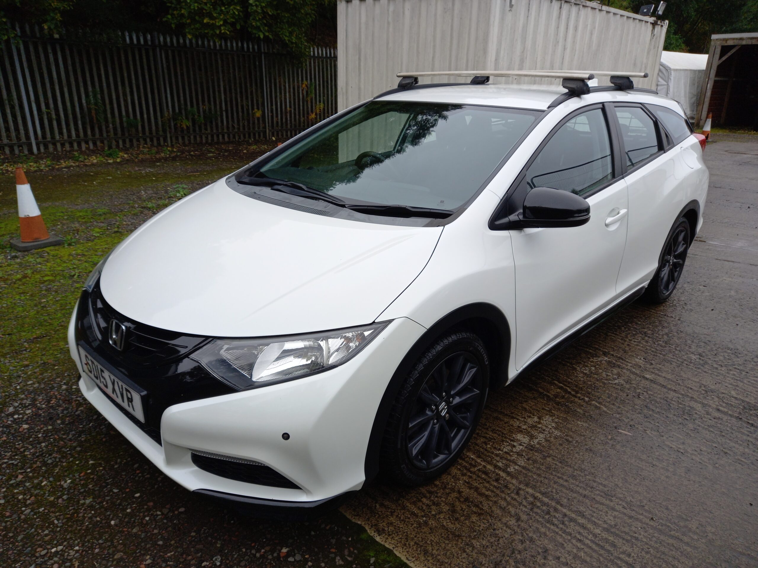 HONDA CIVIC 1.6 i-DTEC Black Edition 5dr 2015 Estate 80,000 MILES Full Service History £20 tax 3 Months Warranty - Image 4