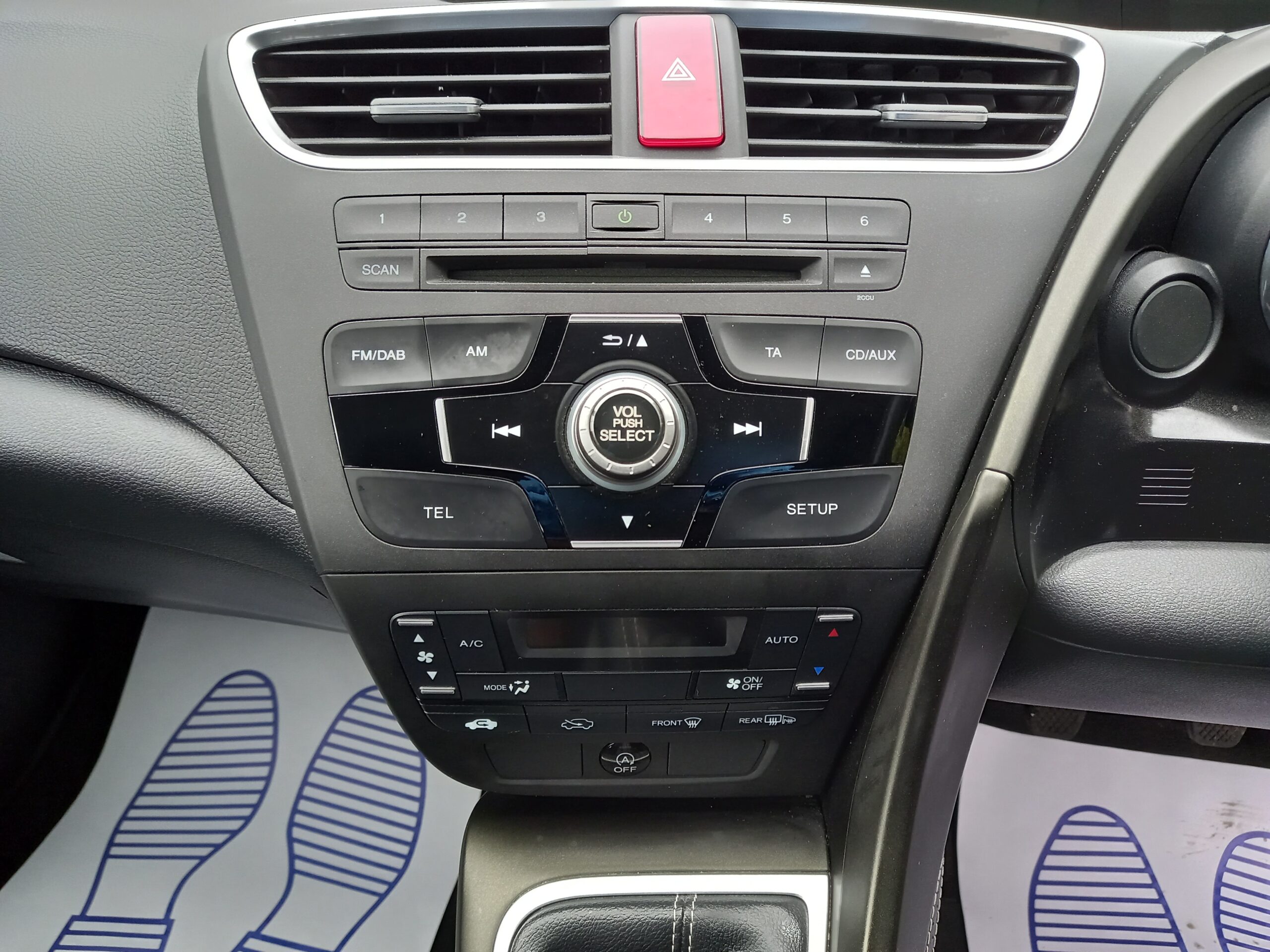 HONDA CIVIC 1.6 i-DTEC Black Edition 5dr 2015 Estate 80,000 MILES Full Service History £20 tax 3 Months Warranty - Image 33