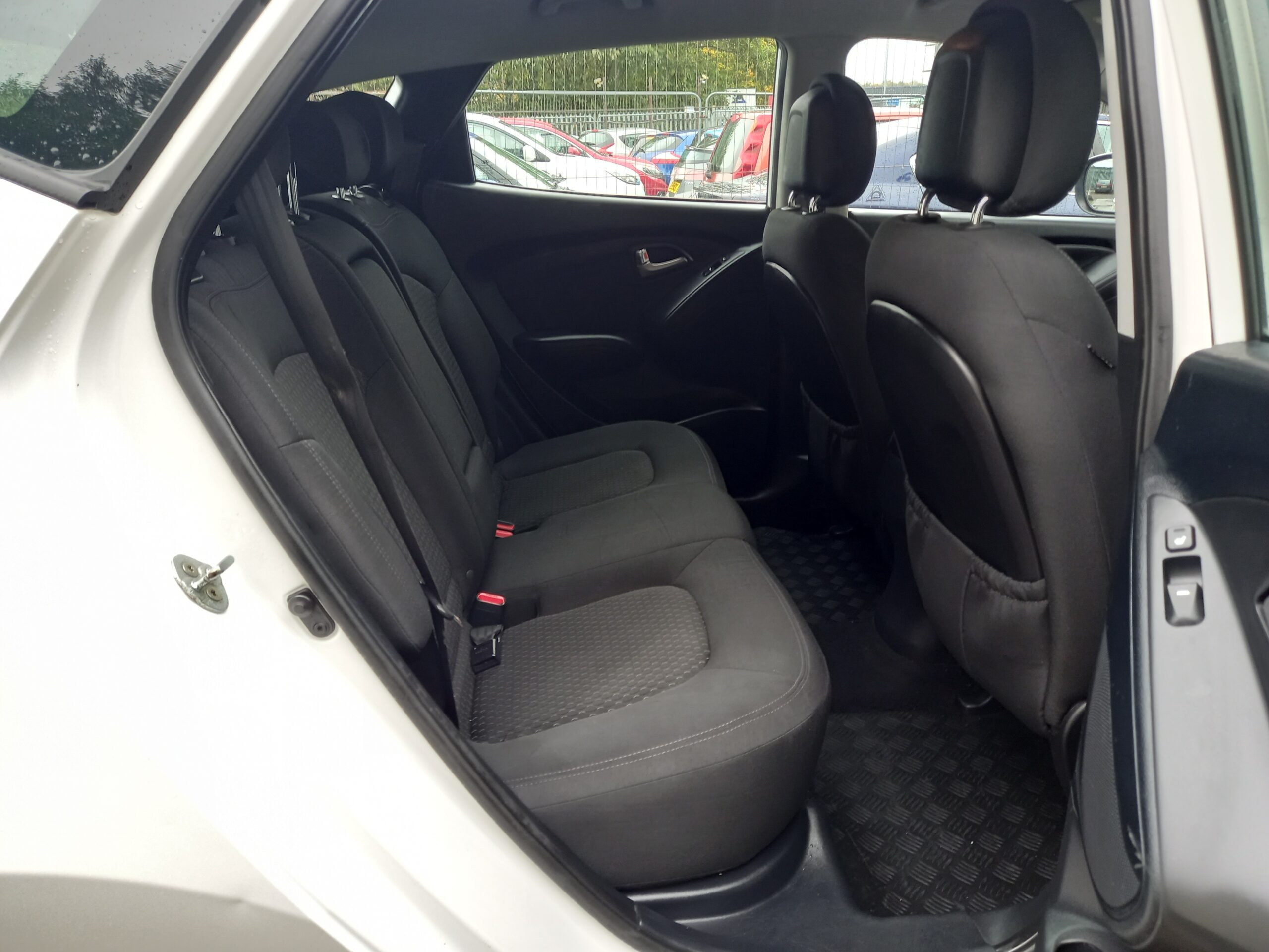 HYUNDAI IX35 1.7 CRDi Style 5dr 2WD 2013 86,000 Miles Full Service History 3 Months Warranty - Image 18