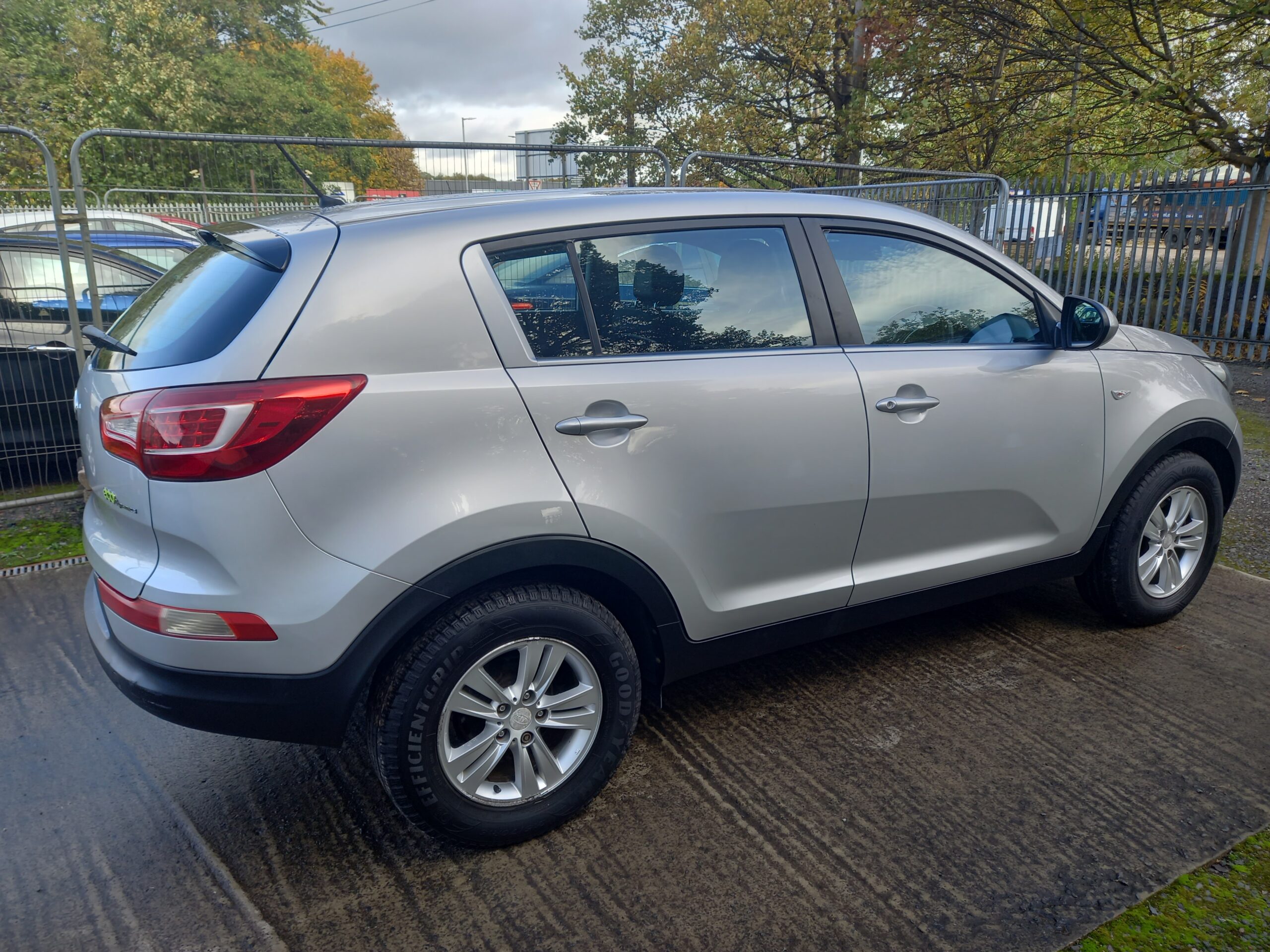 KIA SPORTAGE 1.7 CRDi ISG 1 5dr 2012 92,000 Miles Full Service History 3 Months Warranty - Image 6