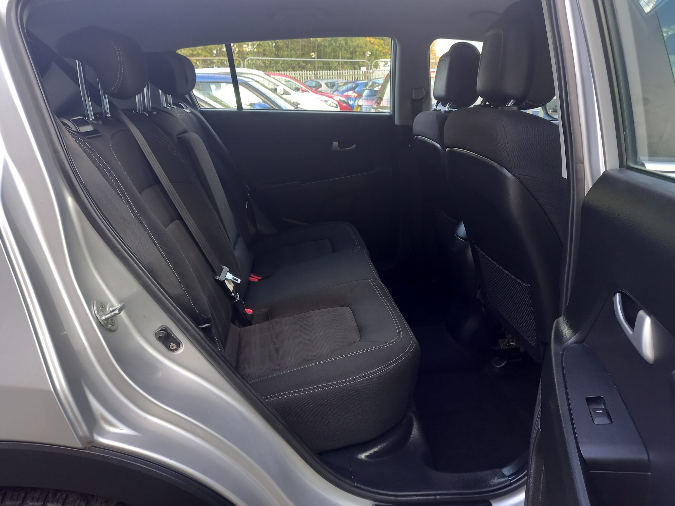 KIA SPORTAGE 1.7 CRDi ISG 1 5dr 2012 92,000 Miles Full Service History 3 Months Warranty - Image 18