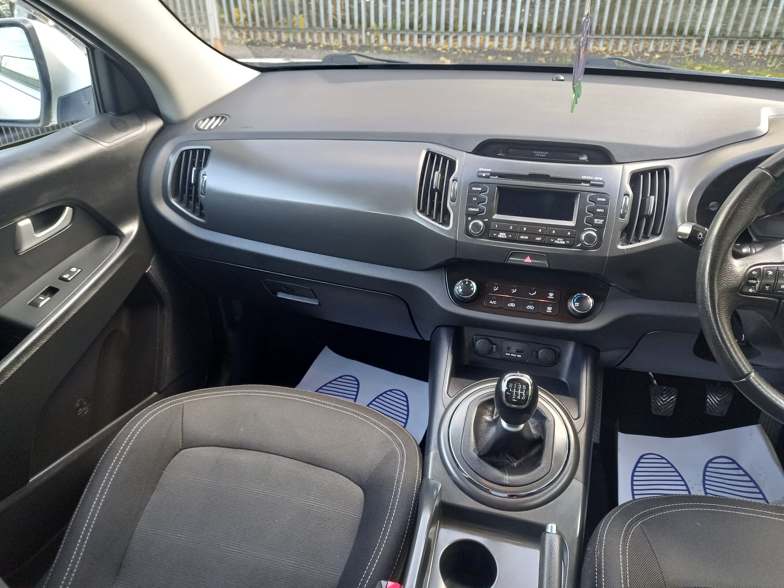 KIA SPORTAGE 1.7 CRDi ISG 1 5dr 2012 92,000 Miles Full Service History 3 Months Warranty - Image 16