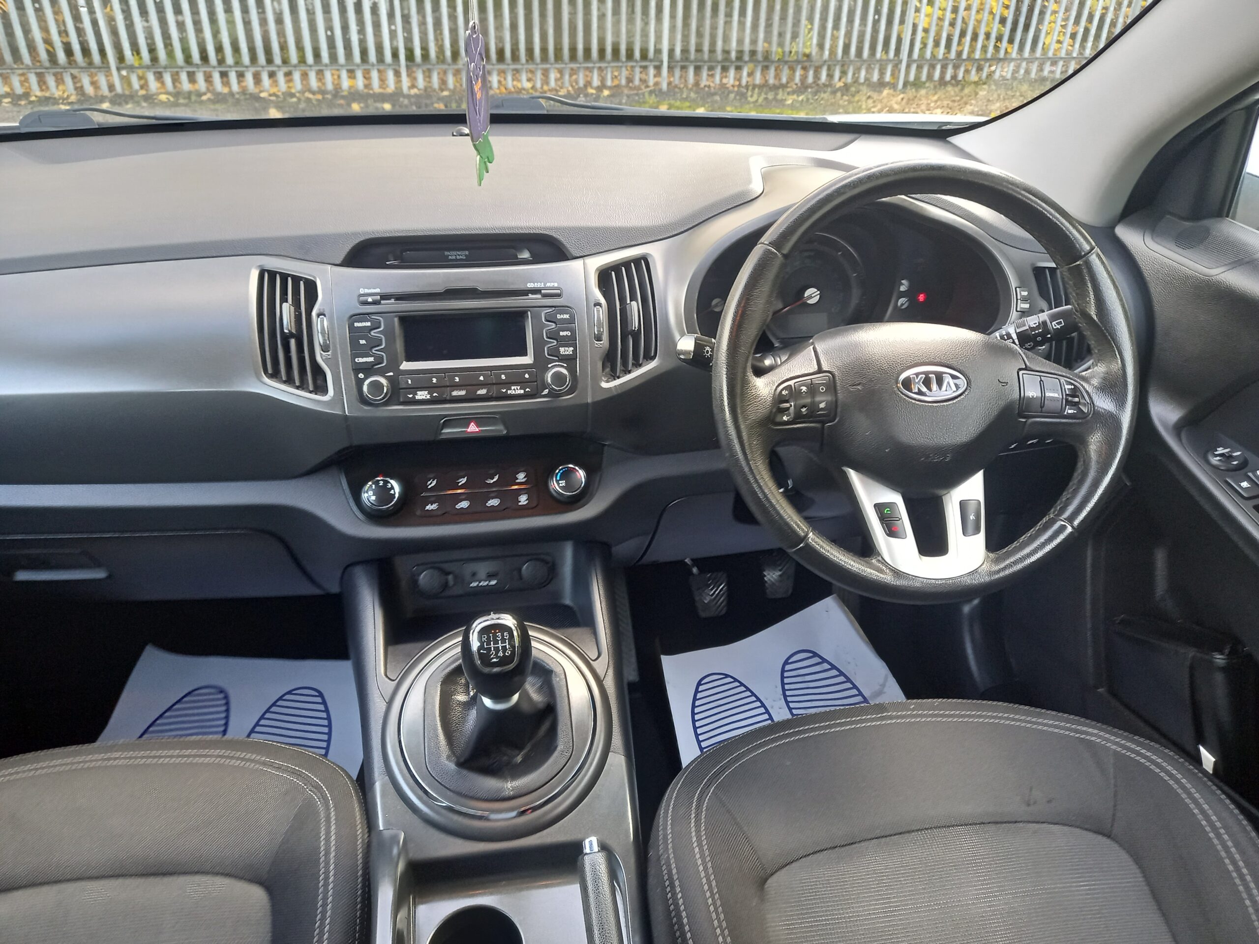 KIA SPORTAGE 1.7 CRDi ISG 1 5dr 2012 92,000 Miles Full Service History 3 Months Warranty - Image 17