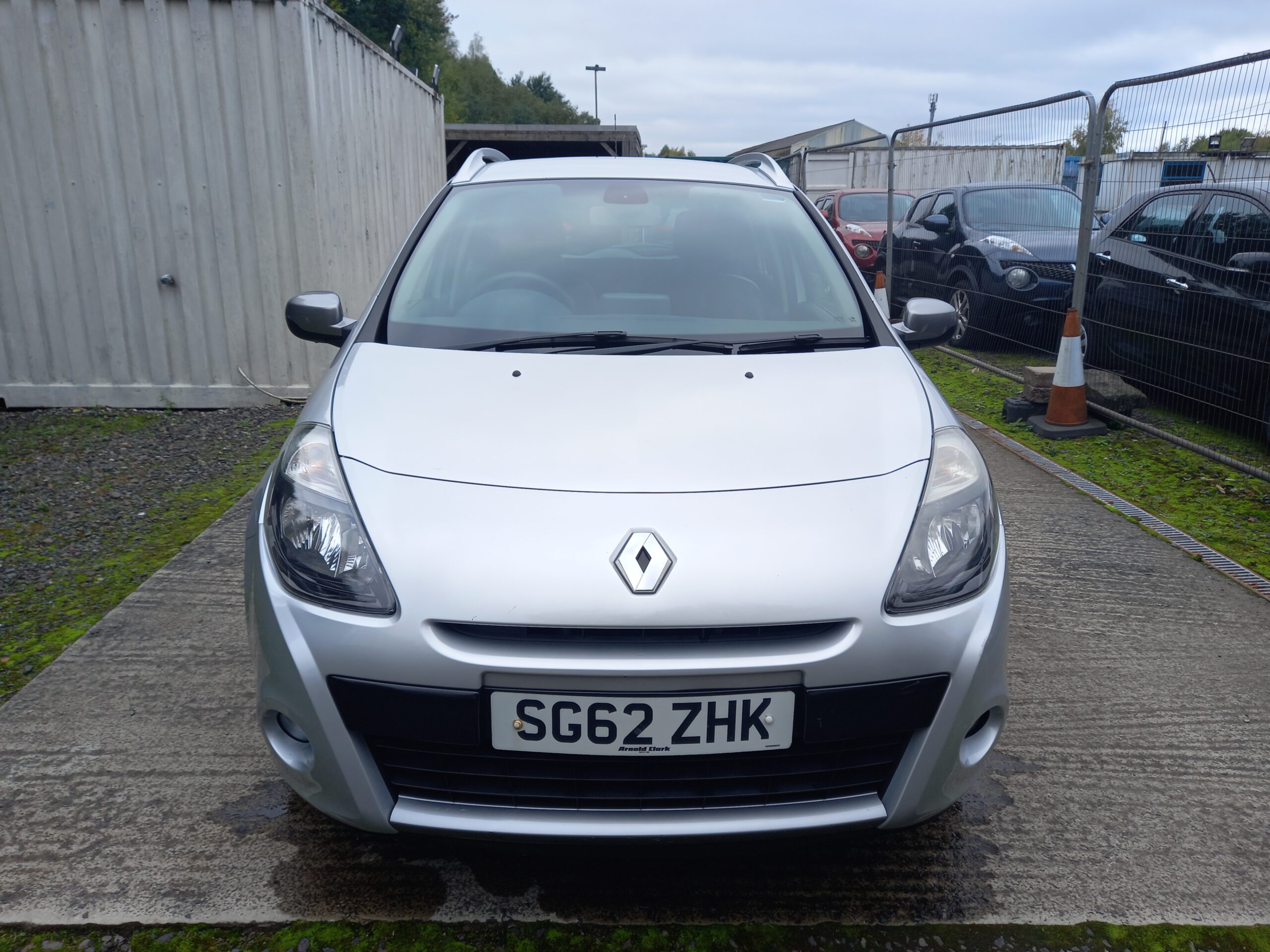 RENAULT CLIO 1.2 16V Dynamique TomTom 5dr Estate 2012 57,000 Miles Service History 3 Months Warranty - Image 10