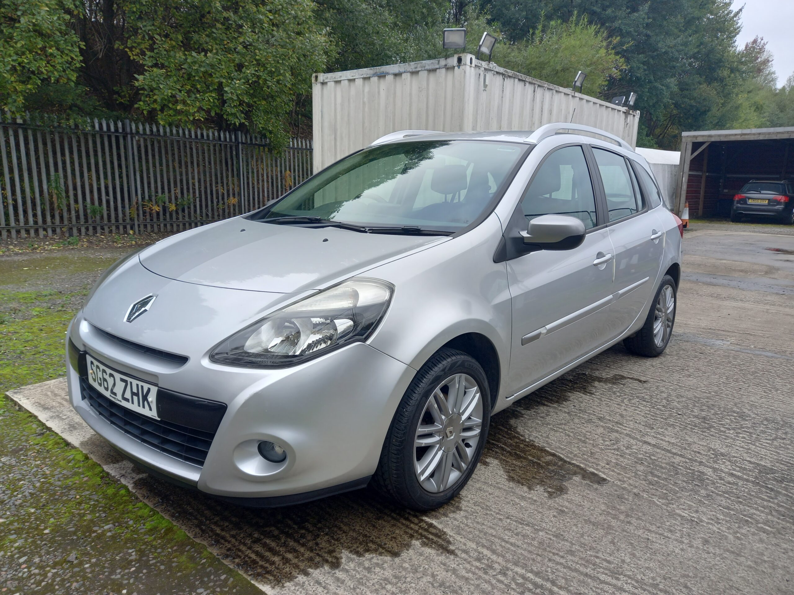 RENAULT CLIO 1.2 16V Dynamique TomTom 5dr Estate 2012 57,000 Miles Service History 3 Months Warranty