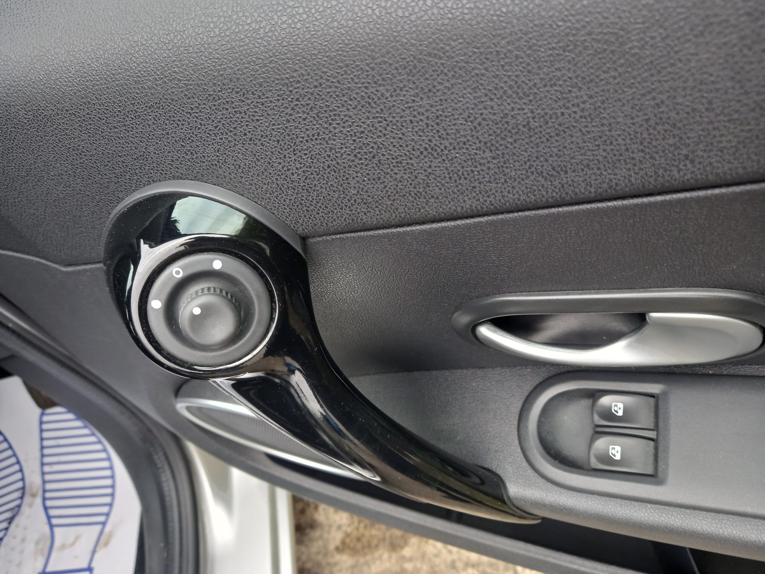 RENAULT CLIO 1.2 16V Dynamique TomTom 5dr Estate 2012 57,000 Miles Service History 3 Months Warranty - Image 38