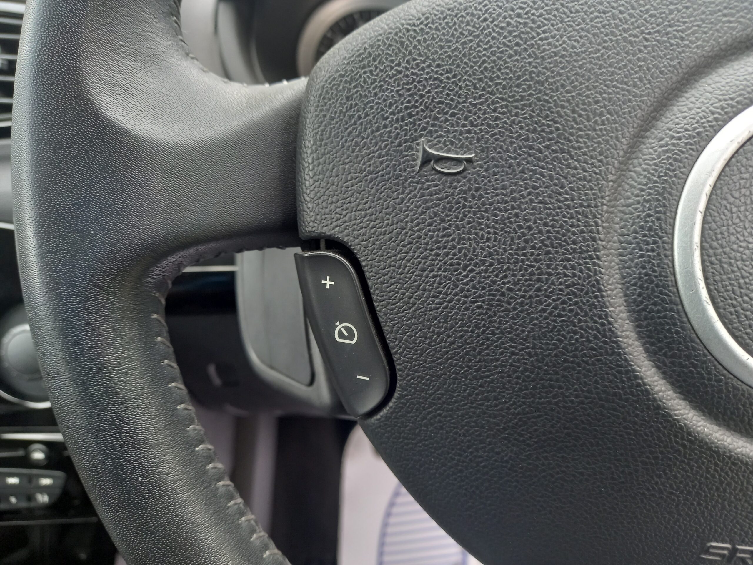 RENAULT CLIO 1.2 16V Dynamique TomTom 5dr Estate 2012 57,000 Miles Service History 3 Months Warranty - Image 33