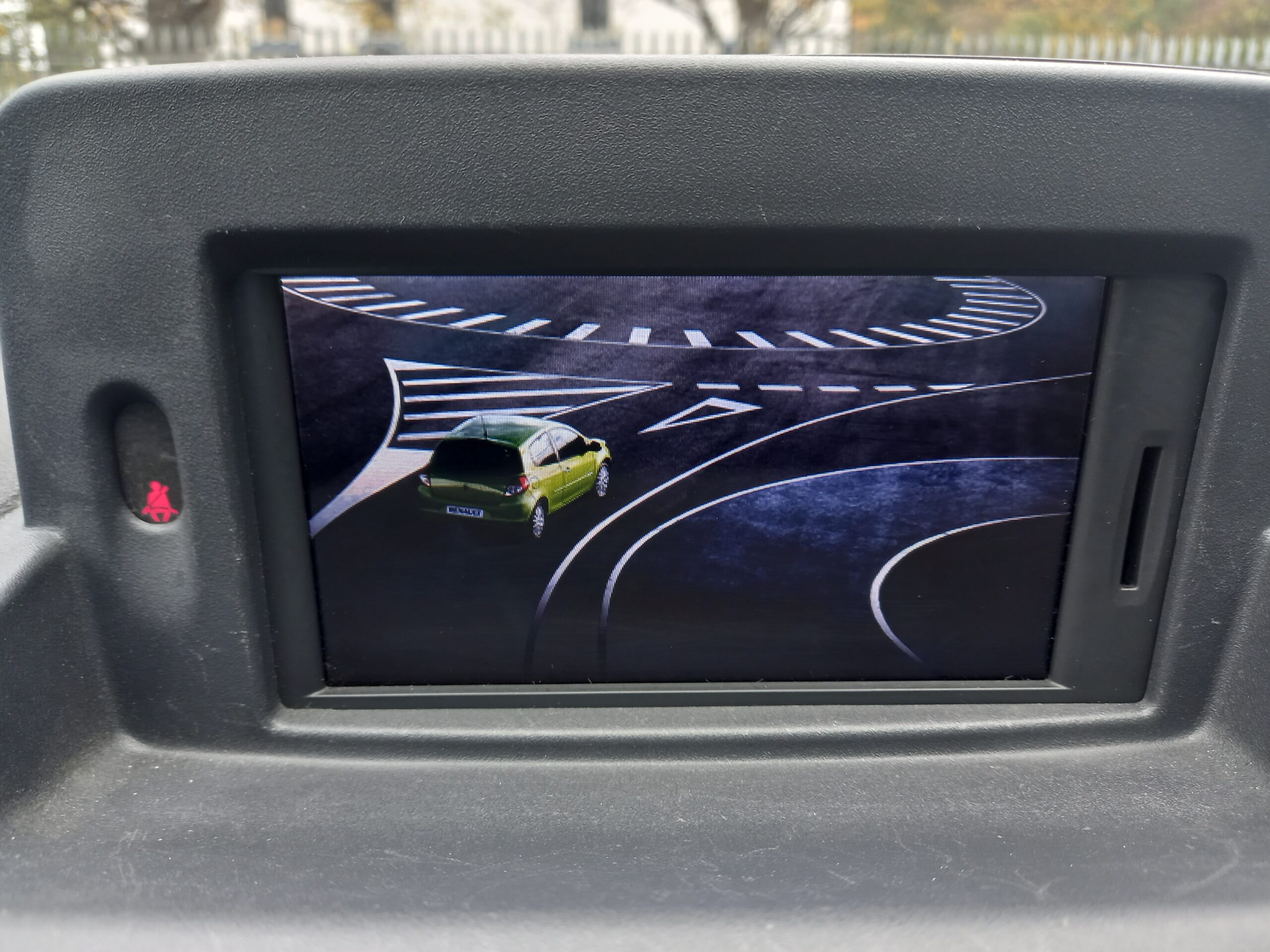 RENAULT CLIO 1.2 16V Dynamique TomTom 5dr Estate 2012 57,000 Miles Service History 3 Months Warranty - Image 28