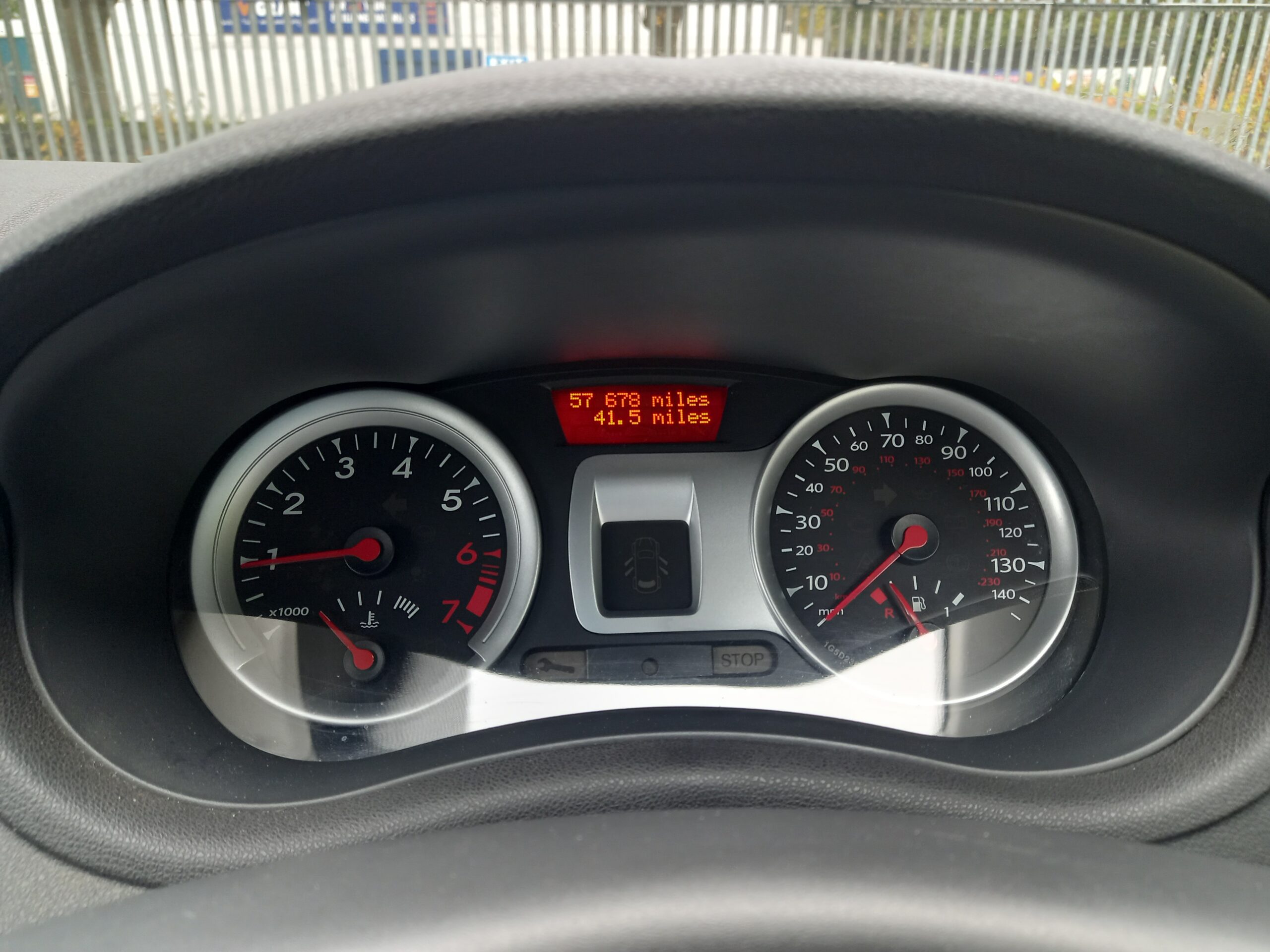 RENAULT CLIO 1.2 16V Dynamique TomTom 5dr Estate 2012 57,000 Miles Service History 3 Months Warranty - Image 27