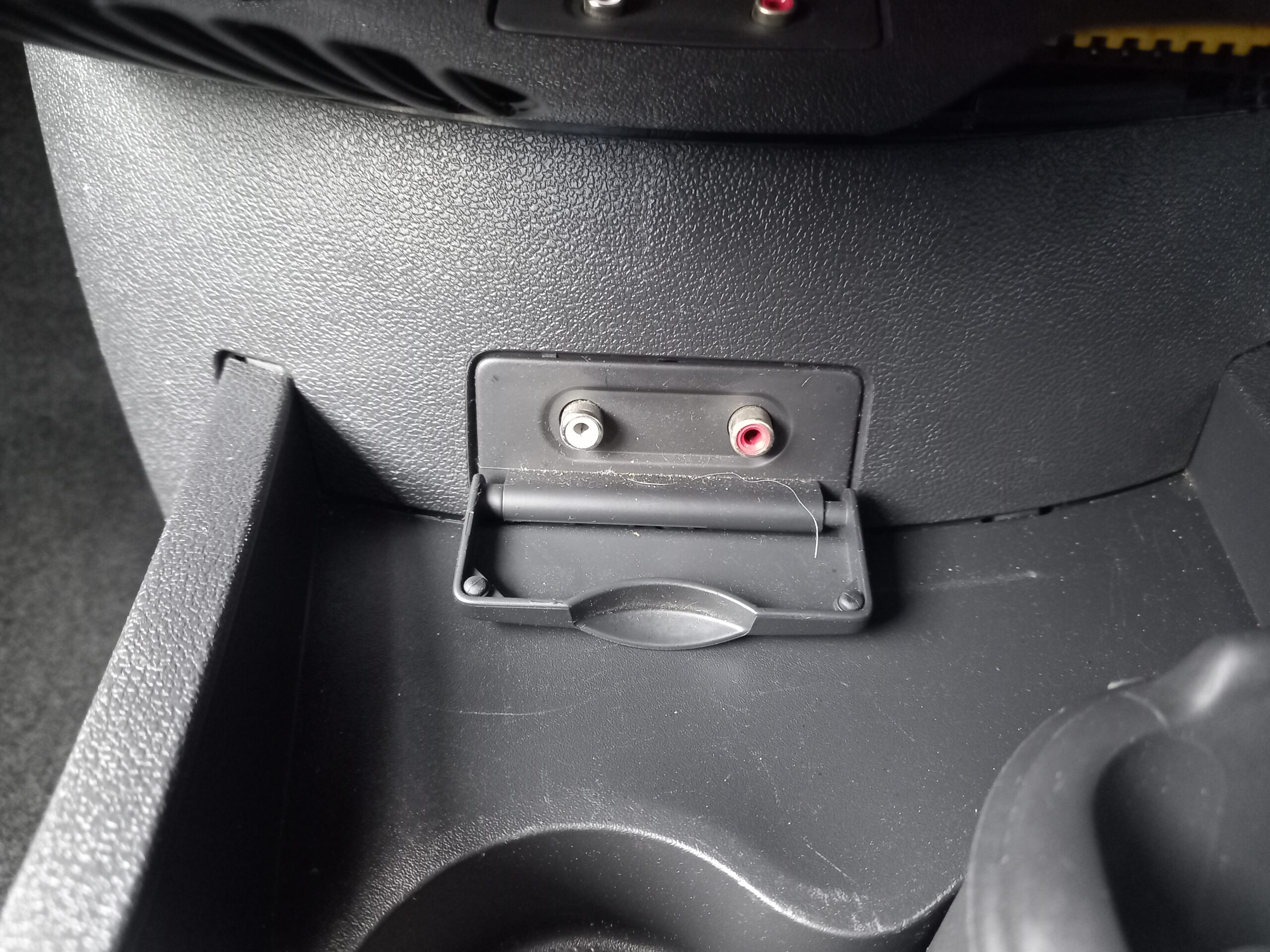 RENAULT CLIO 1.2 16V Dynamique TomTom 5dr Estate 2012 57,000 Miles Service History 3 Months Warranty - Image 26