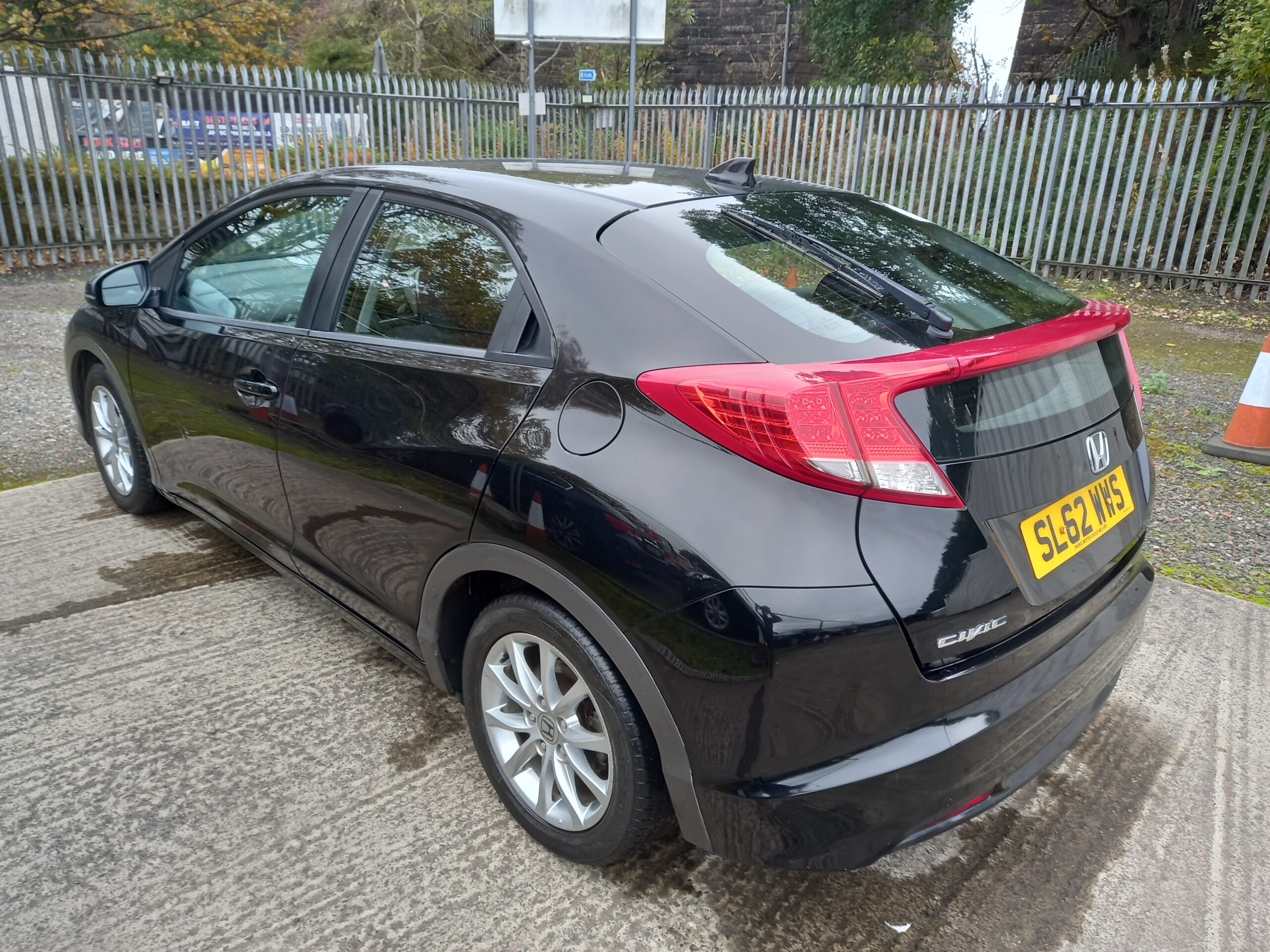 HONDA CIVIC 1.4 i-VTEC SE 5dr 2012 136,000 Miles Service history 3 Months Warranty - Image 5