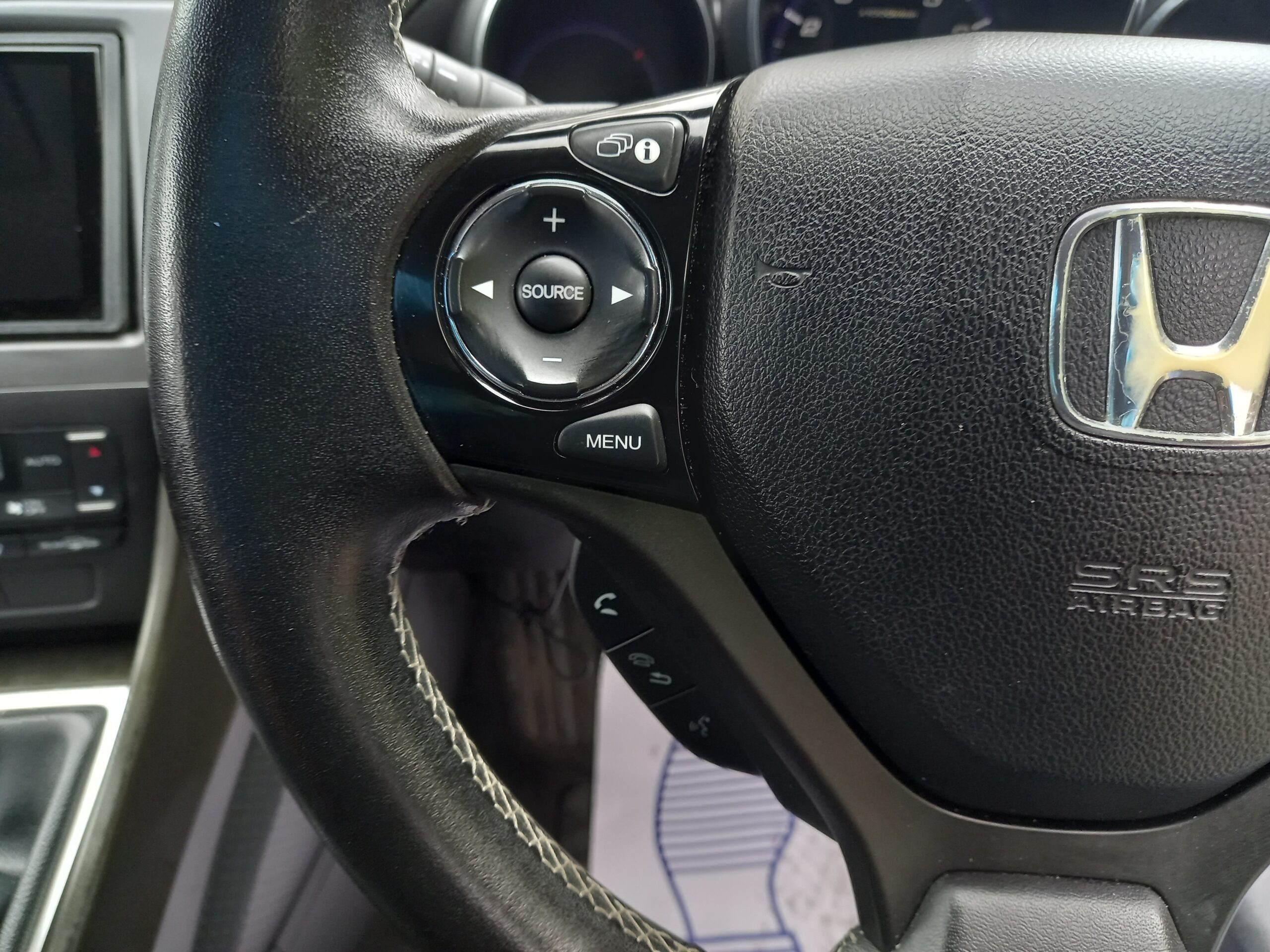 HONDA CIVIC 1.4 i-VTEC SE 5dr 2012 136,000 Miles Service history 3 Months Warranty - Image 33