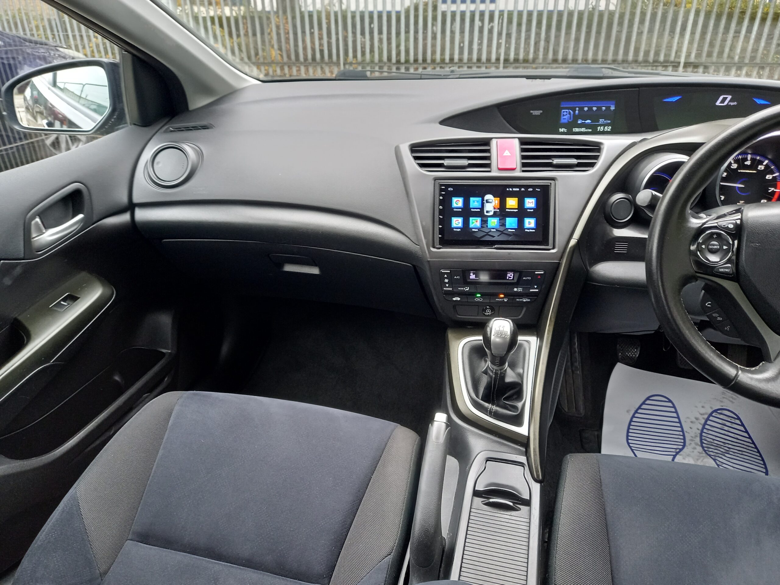 HONDA CIVIC 1.4 i-VTEC SE 5dr 2012 136,000 Miles Service history 3 Months Warranty - Image 16