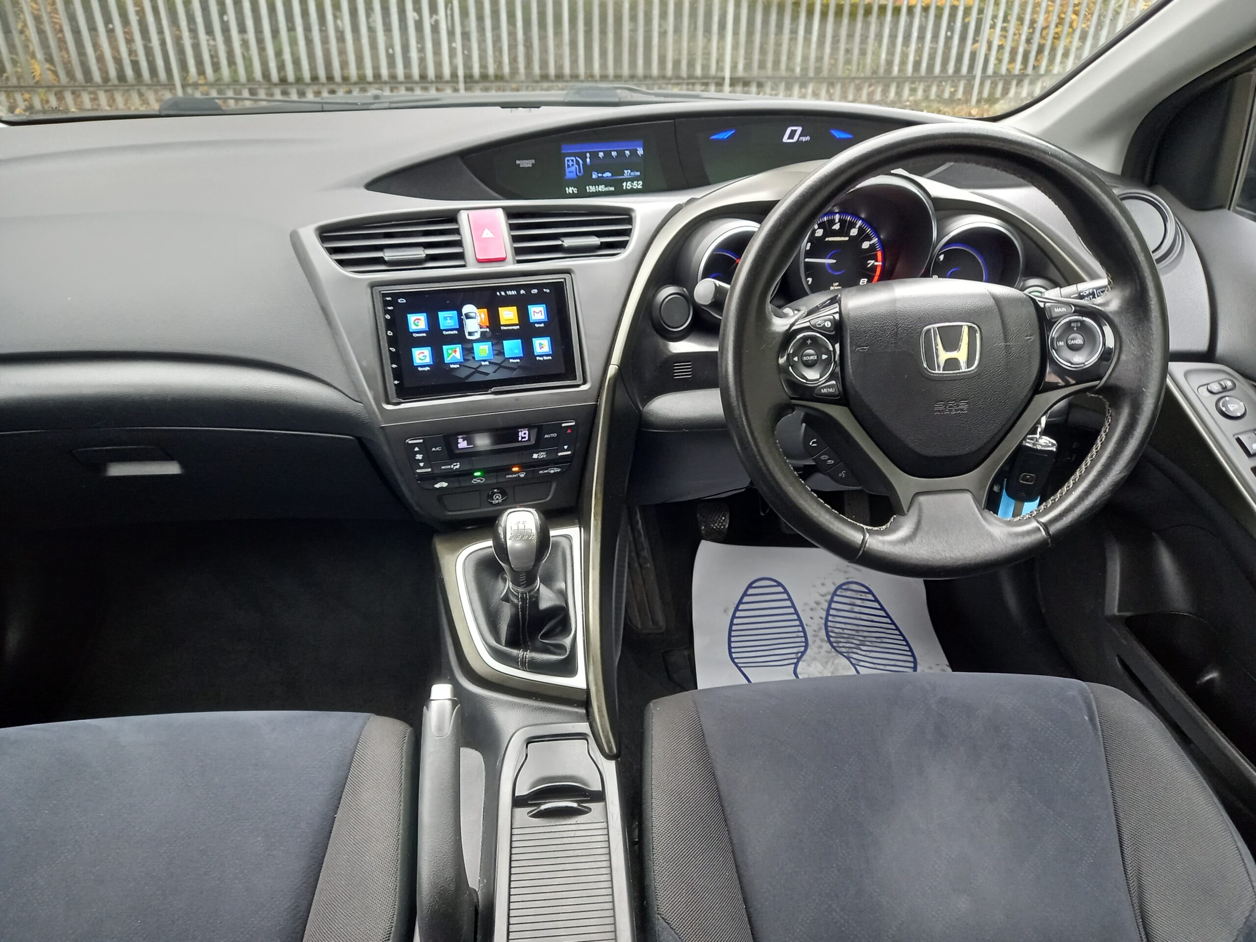 HONDA CIVIC 1.4 i-VTEC SE 5dr 2012 136,000 Miles Service history 3 Months Warranty - Image 19