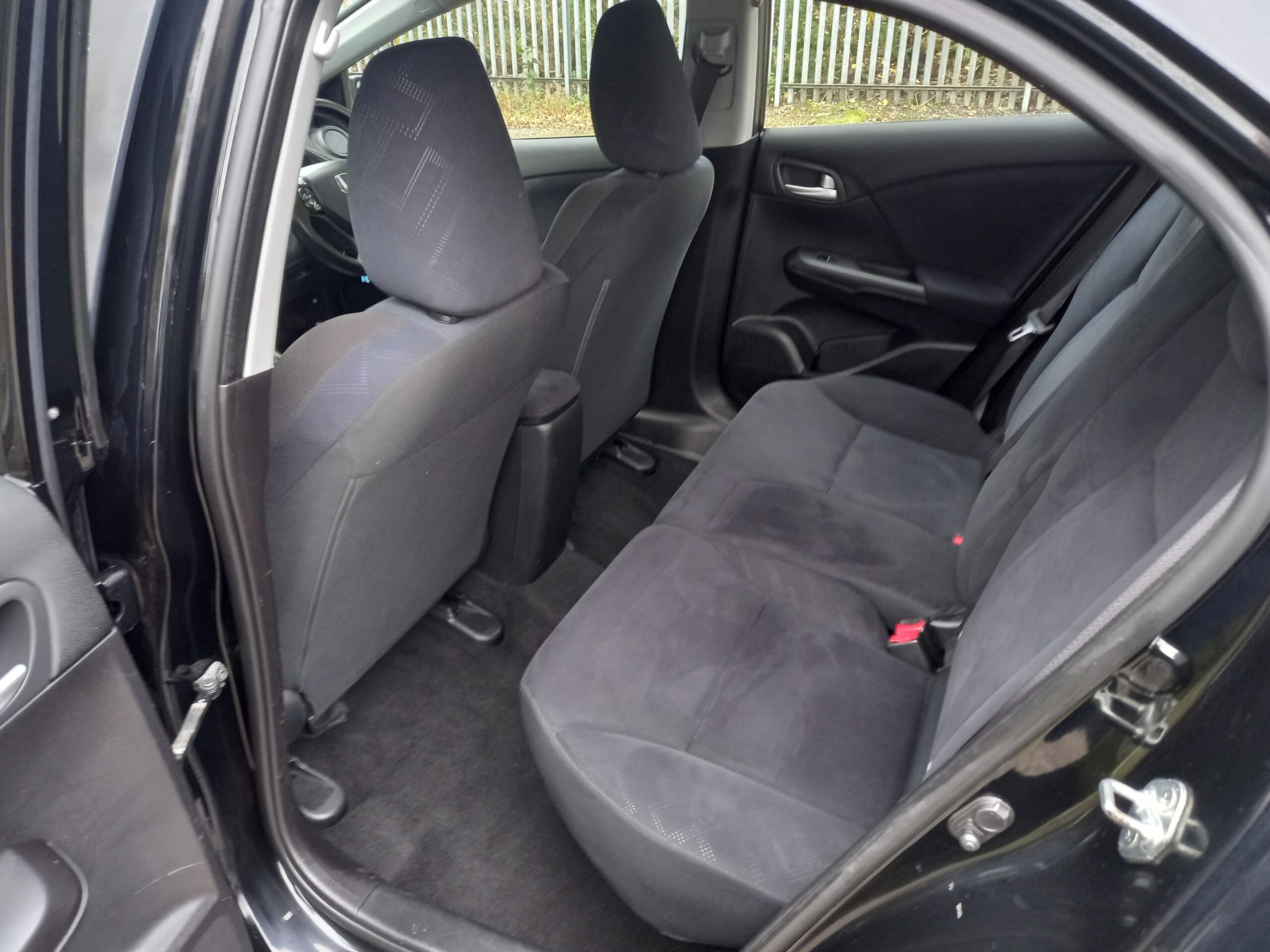 HONDA CIVIC 1.4 i-VTEC SE 5dr 2012 136,000 Miles Service history 3 Months Warranty - Image 28