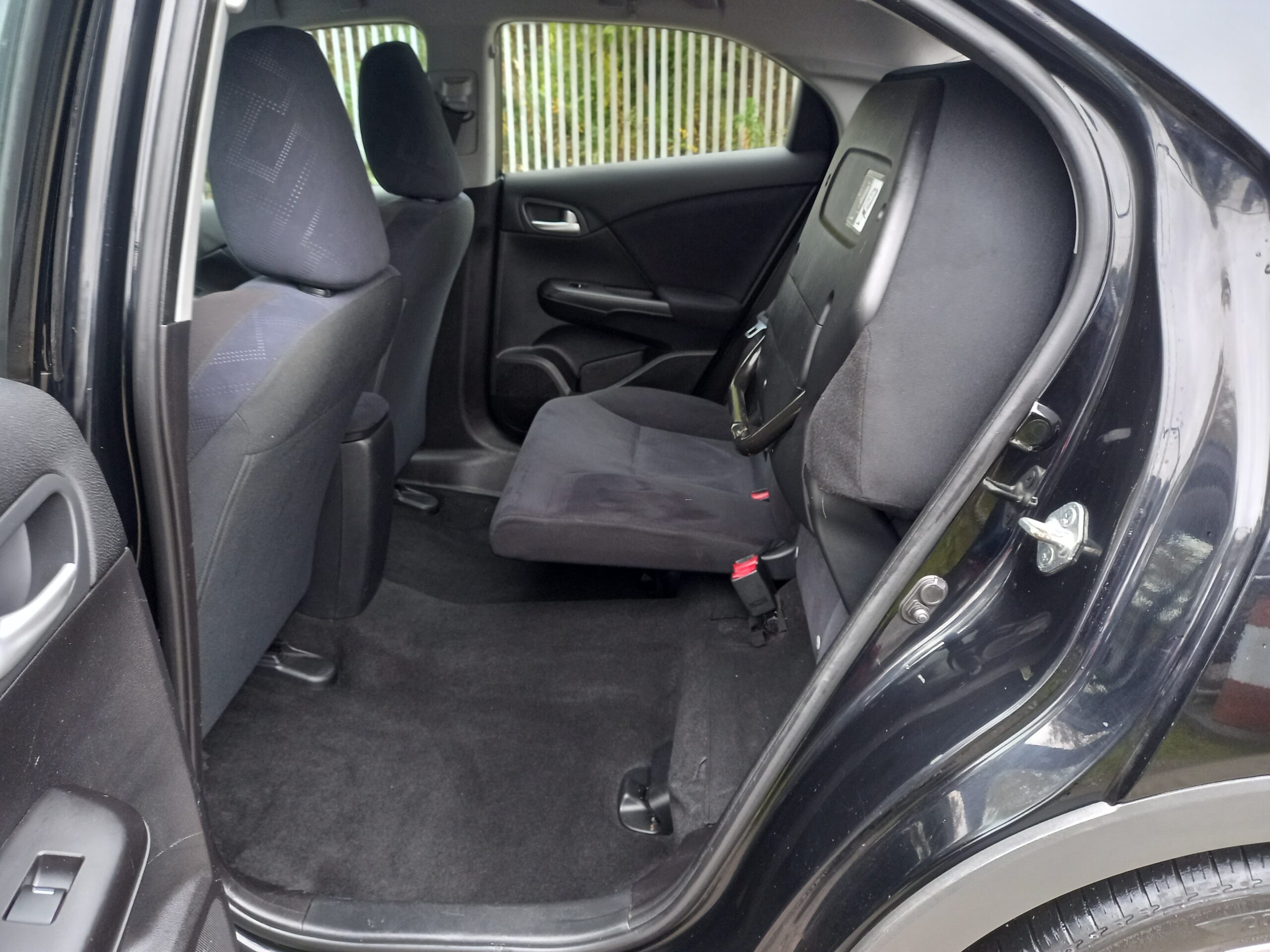 HONDA CIVIC 1.4 i-VTEC SE 5dr 2012 136,000 Miles Service history 3 Months Warranty - Image 26