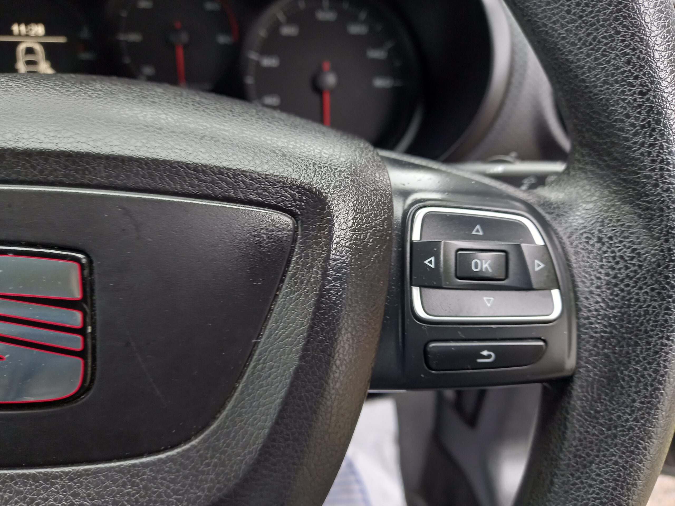 SEAT LEON 1.6 TDI CR Ecomotive S Copa 5dr 2013 90,000 Miles Service History £20 tax 3 Months Warranty - Image 25