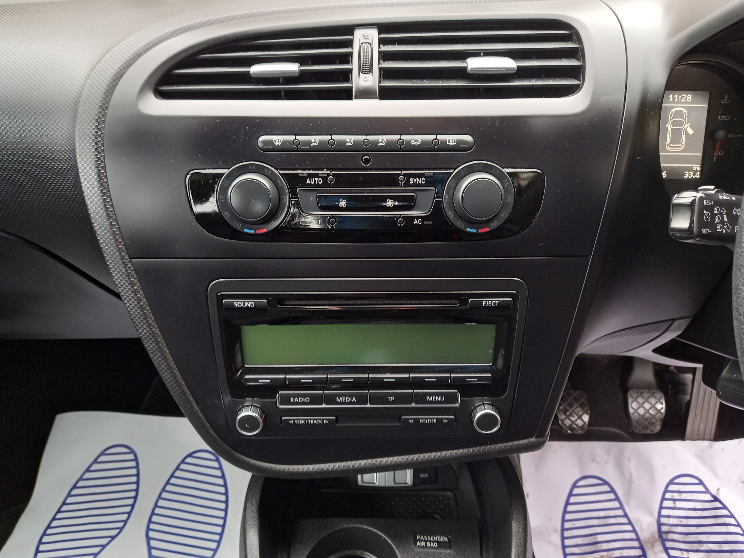 SEAT LEON 1.6 TDI CR Ecomotive S Copa 5dr 2013 90,000 Miles Service History £20 tax 3 Months Warranty - Image 27