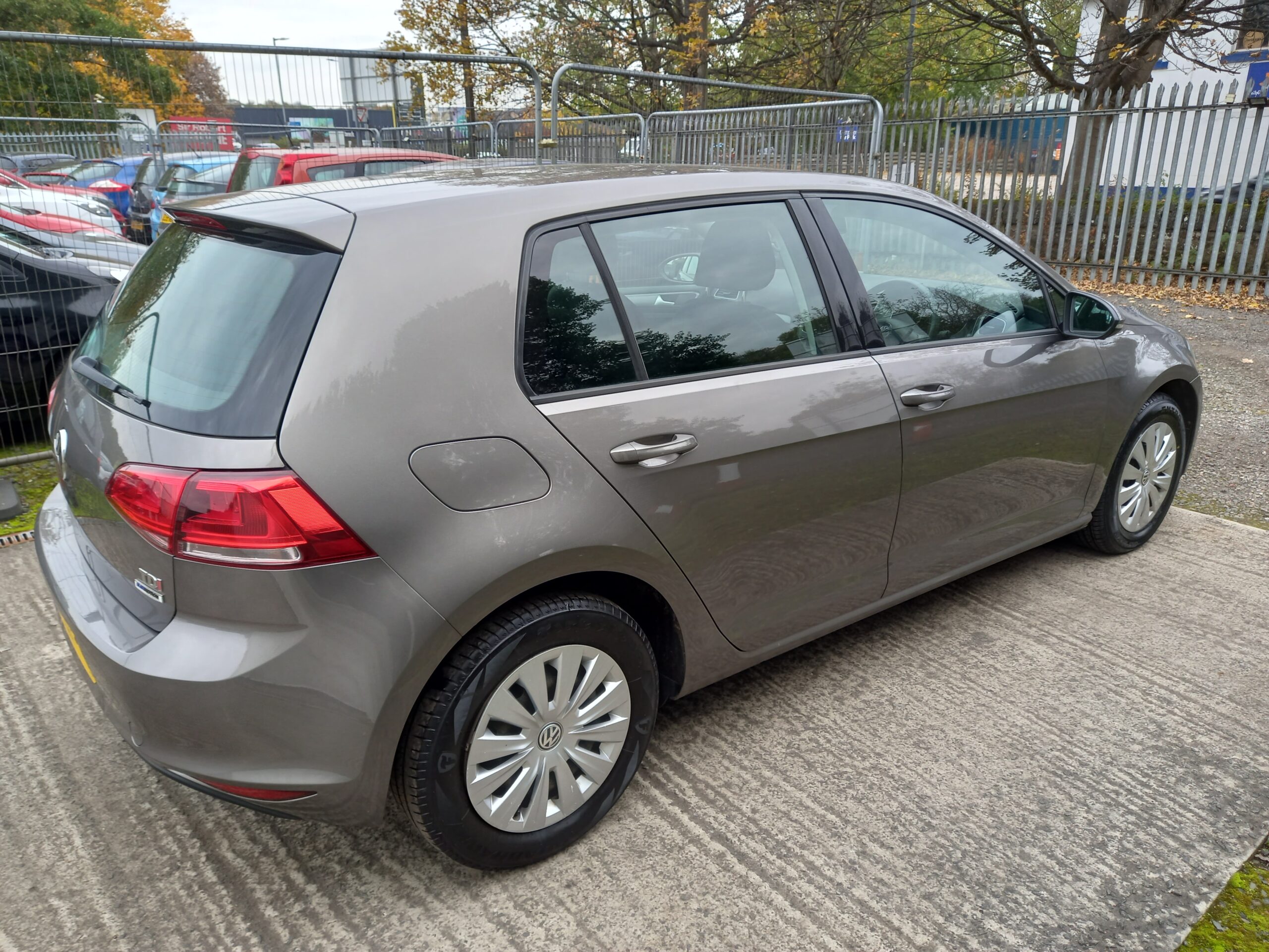 VOLKSWAGEN GOLF 1.6 TDI 105 S 5dr 2015 127,000 Miles Full Service History £20 tax 3 Months Warranty - Image 5