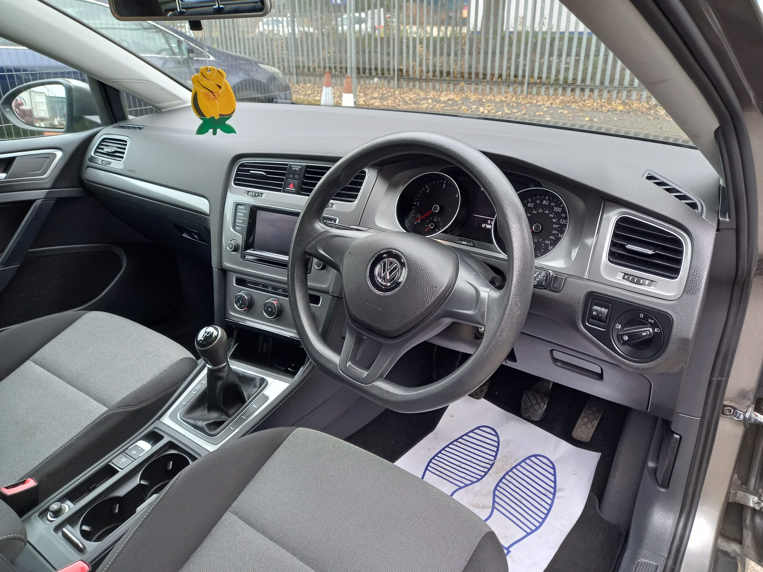 VOLKSWAGEN GOLF 1.6 TDI 105 S 5dr 2015 127,000 Miles Full Service History £20 tax 3 Months Warranty - Image 11
