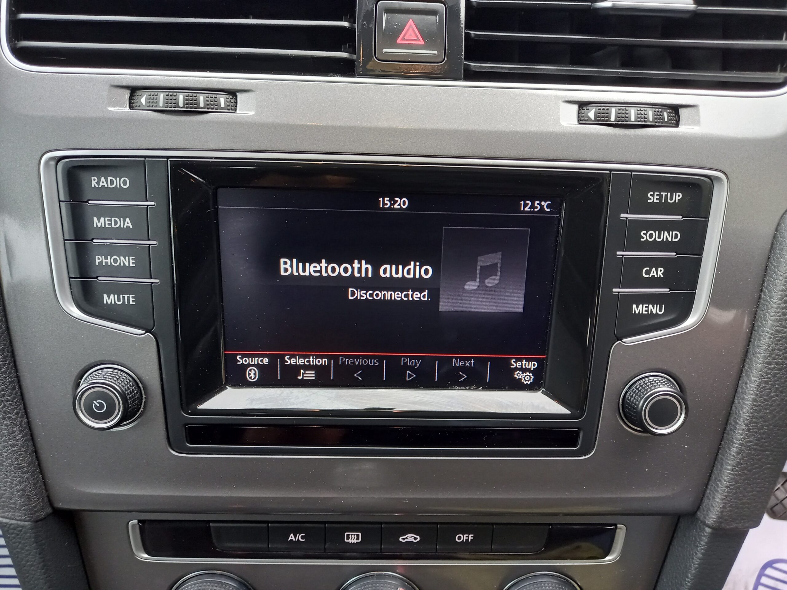 VOLKSWAGEN GOLF 1.6 TDI 105 S 5dr 2015 127,000 Miles Full Service History £20 tax 3 Months Warranty - Image 26