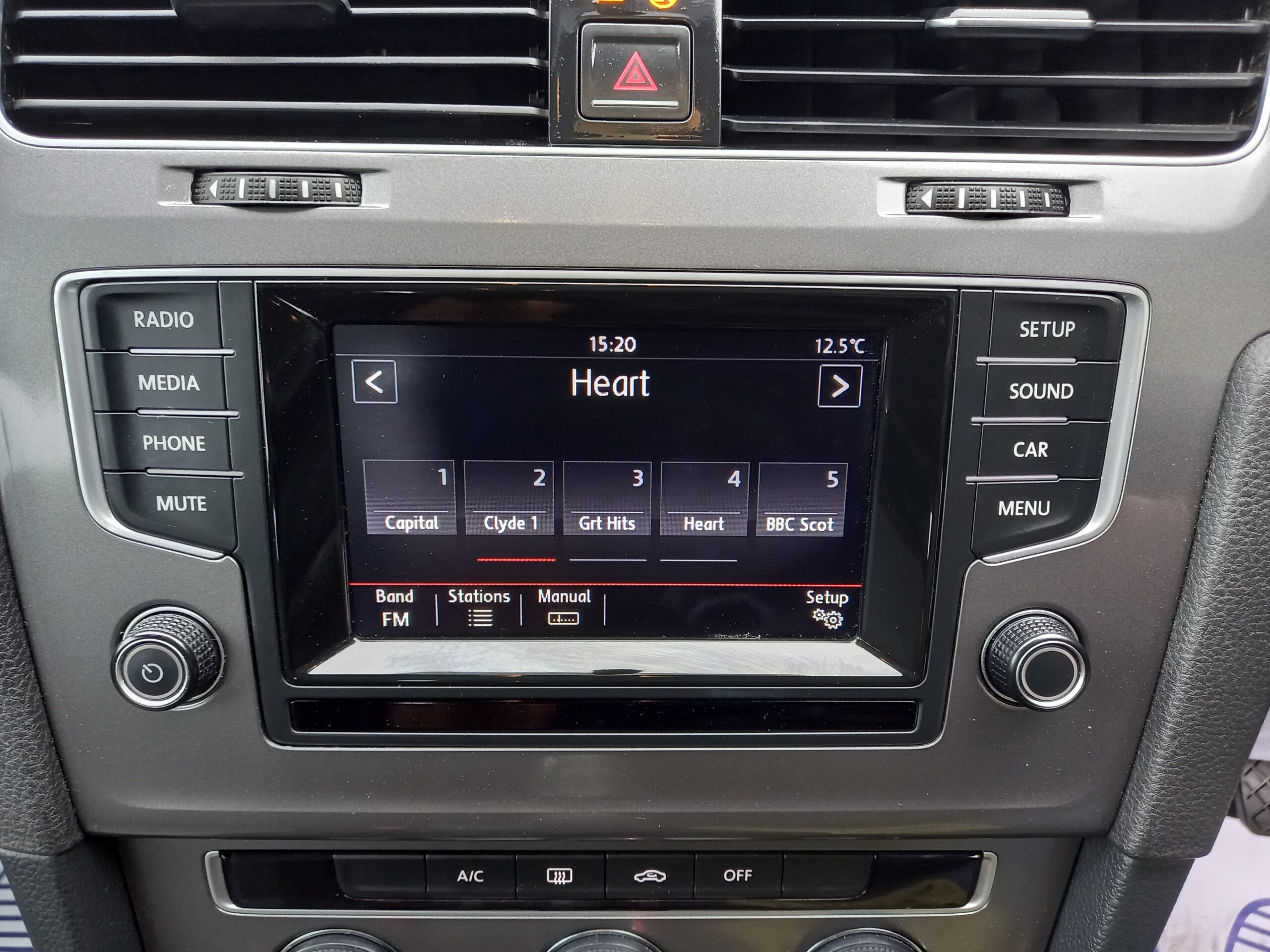 VOLKSWAGEN GOLF 1.6 TDI 105 S 5dr 2015 127,000 Miles Full Service History £20 tax 3 Months Warranty - Image 25