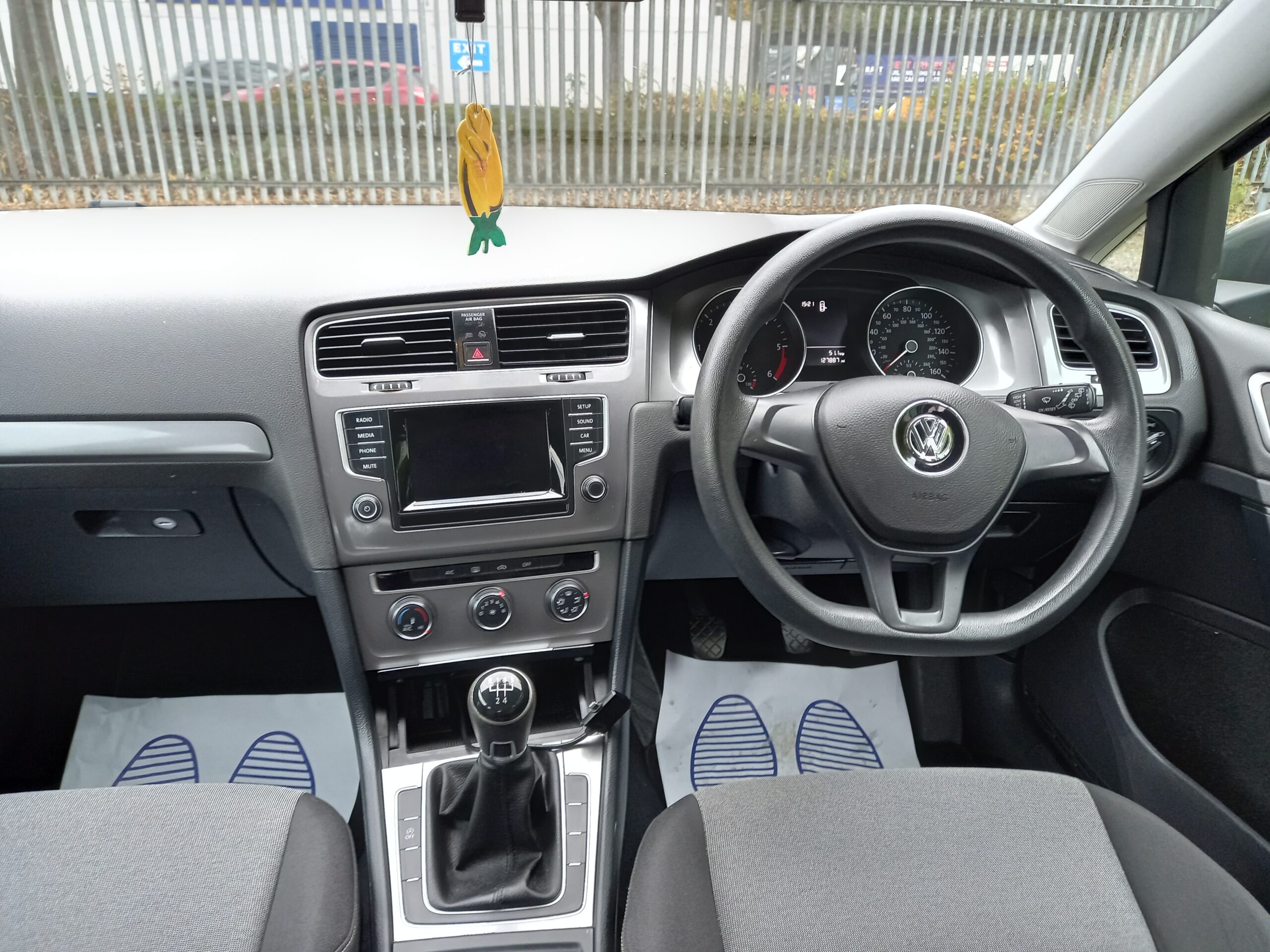 VOLKSWAGEN GOLF 1.6 TDI 105 S 5dr 2015 127,000 Miles Full Service History £20 tax 3 Months Warranty - Image 16