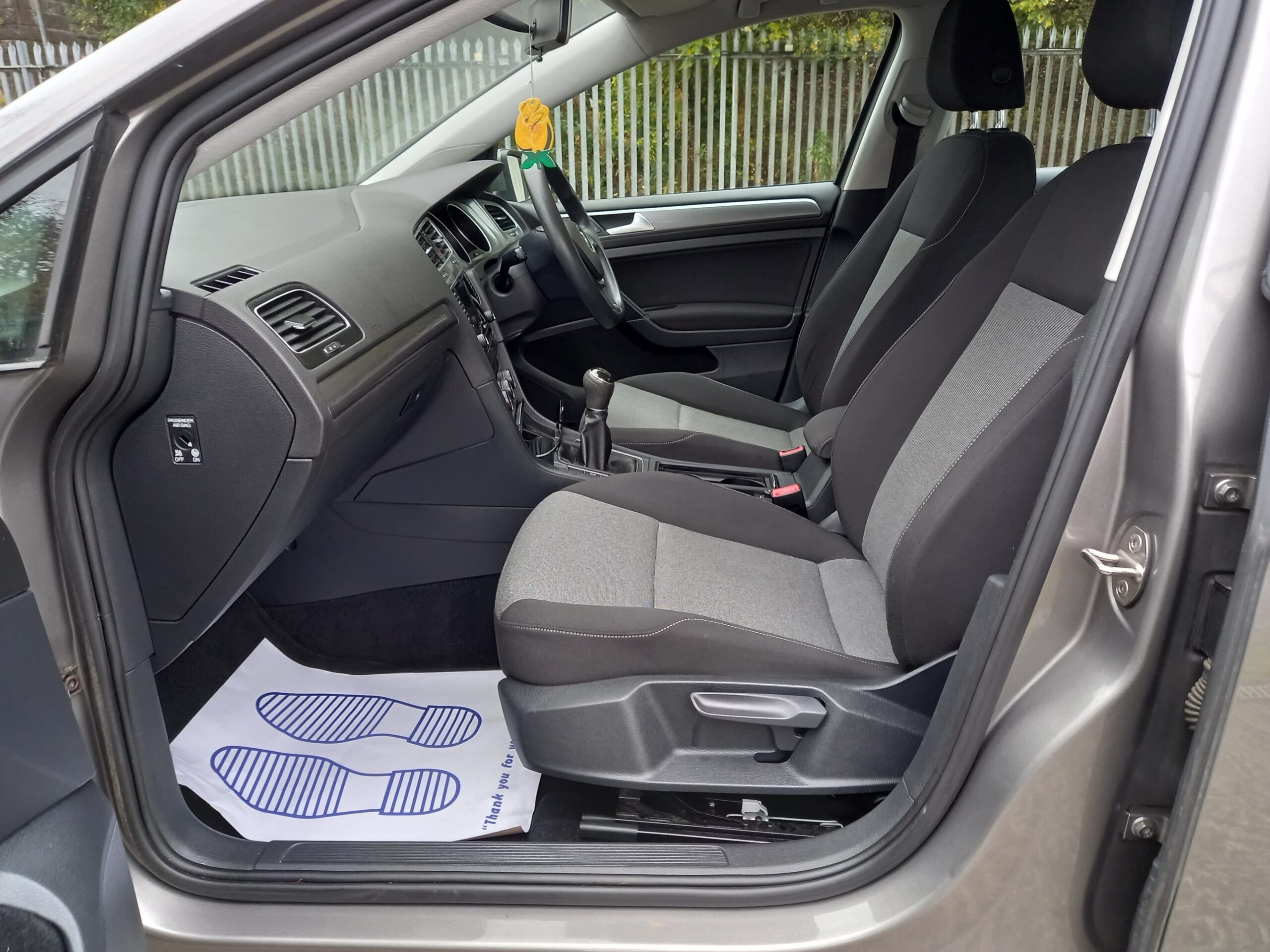 VOLKSWAGEN GOLF 1.6 TDI 105 S 5dr 2015 127,000 Miles Full Service History £20 tax 3 Months Warranty - Image 21