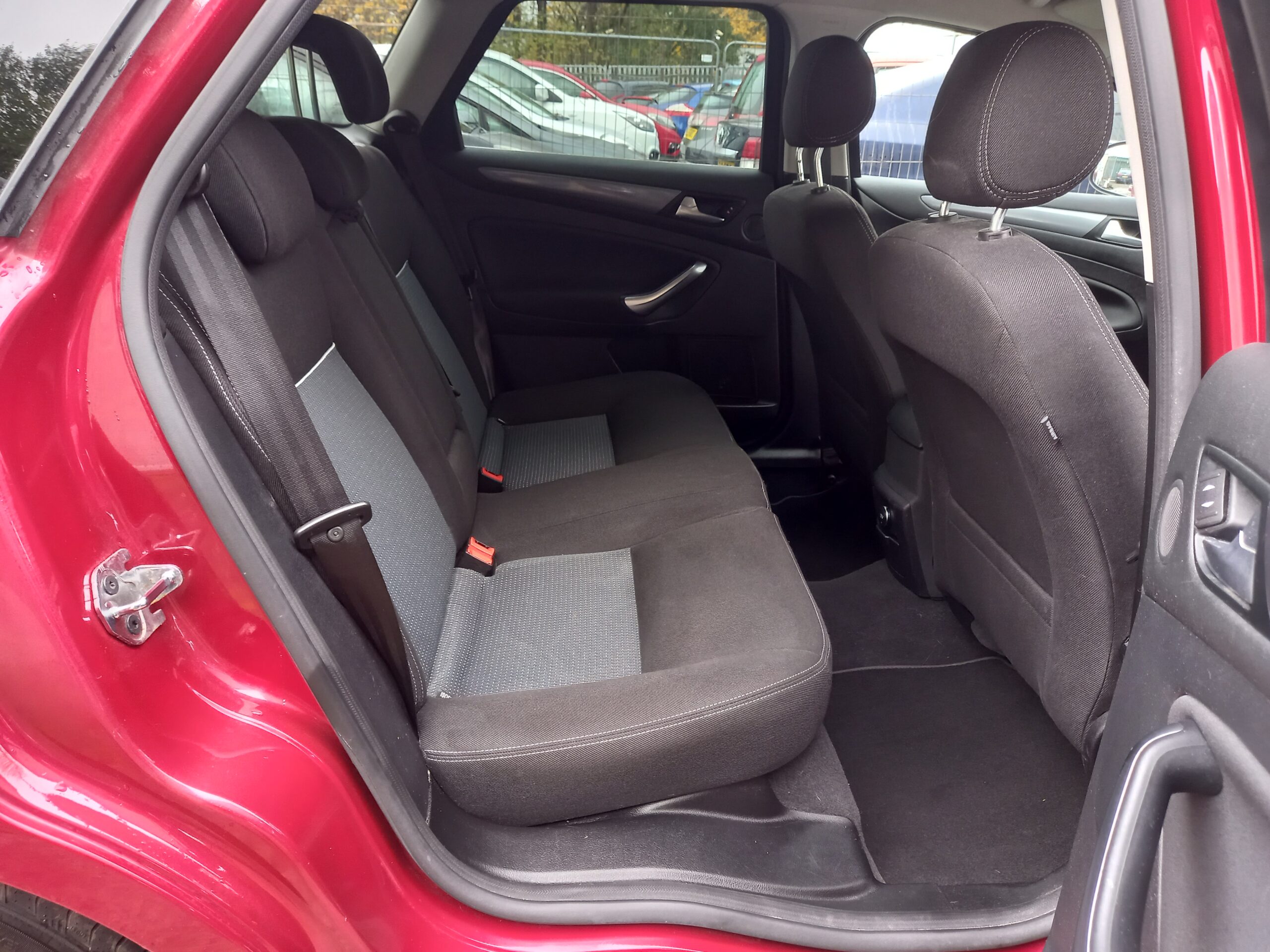 FORD MONDEO 2.0 TDCi 140 Zetec Business Edition 5dr Estate 125,000 Miles Full Service History £35 tax 3 Months Warranty - Image 19